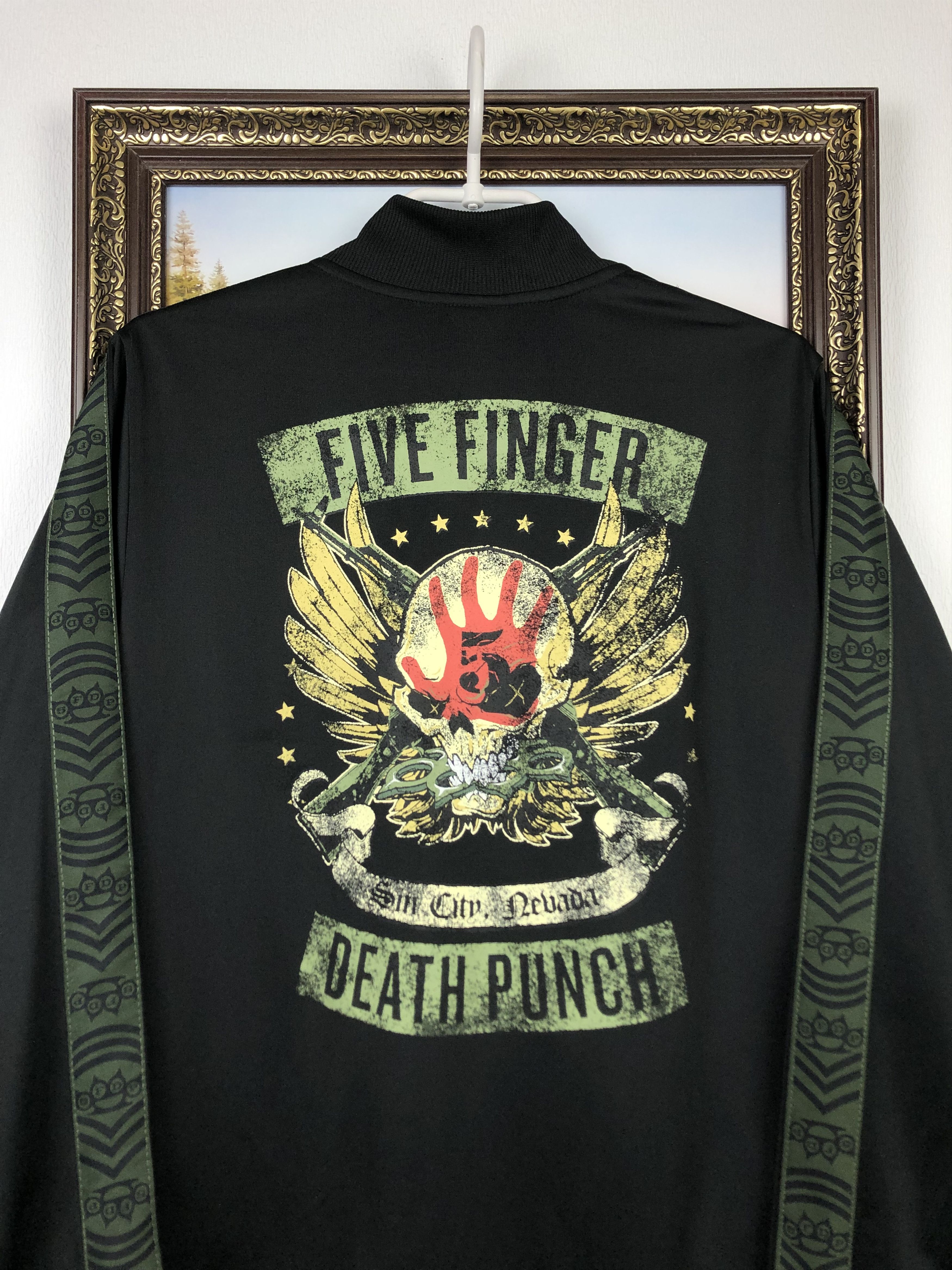 Band Tees Vintage Five Finger Death Punch Band Mens Jacket Track Top Size US M / EU 48-50 / 2 - 2 Thumbnail