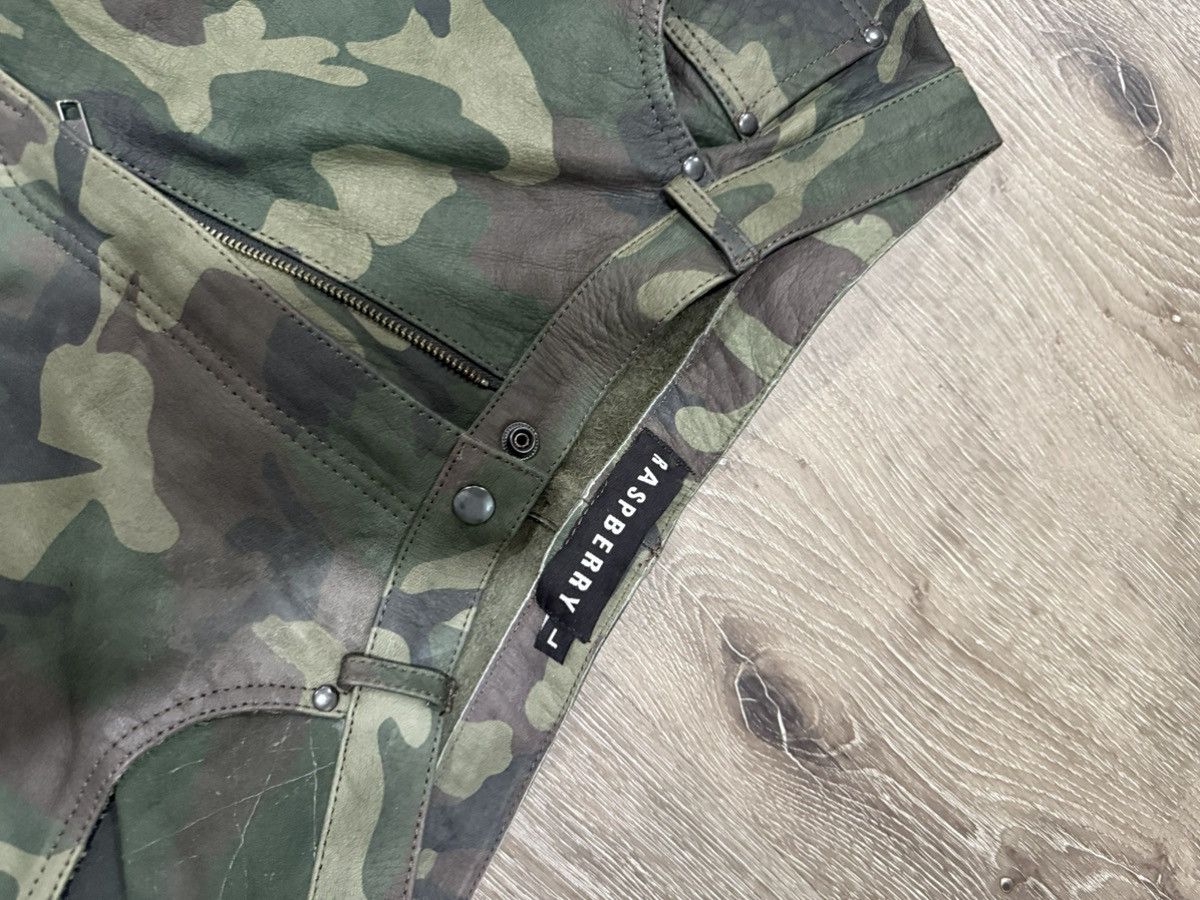 The GV Gallery GV GALLERY CAMO GLADIATOR SHORTS Size US 36 / EU 52 - 3 Thumbnail
