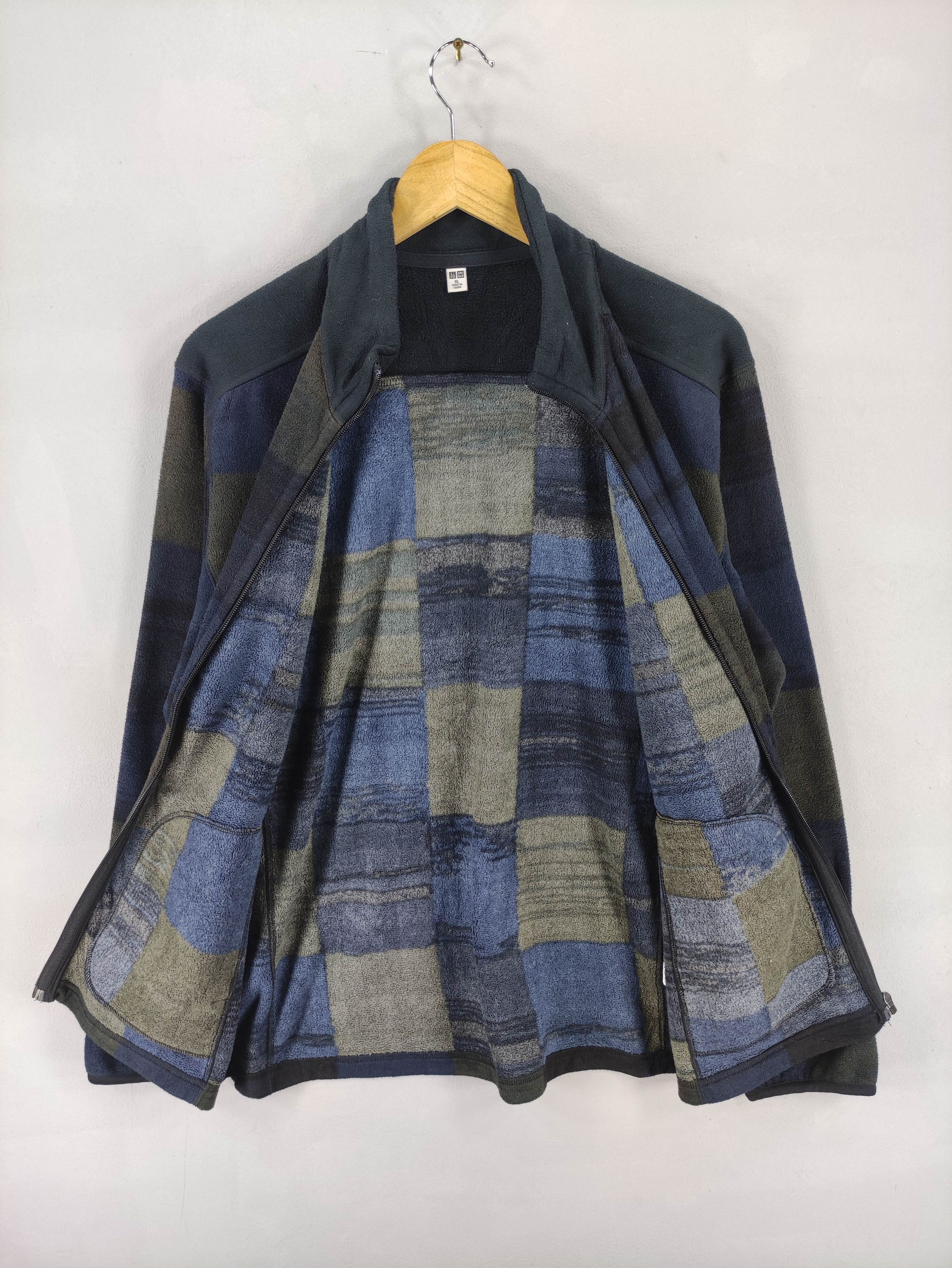 Uniqlo Uniqlo Fleece Sweater Jacket Chekered Zipper Size US XL / EU 56 / 4 - 2 Thumbnail