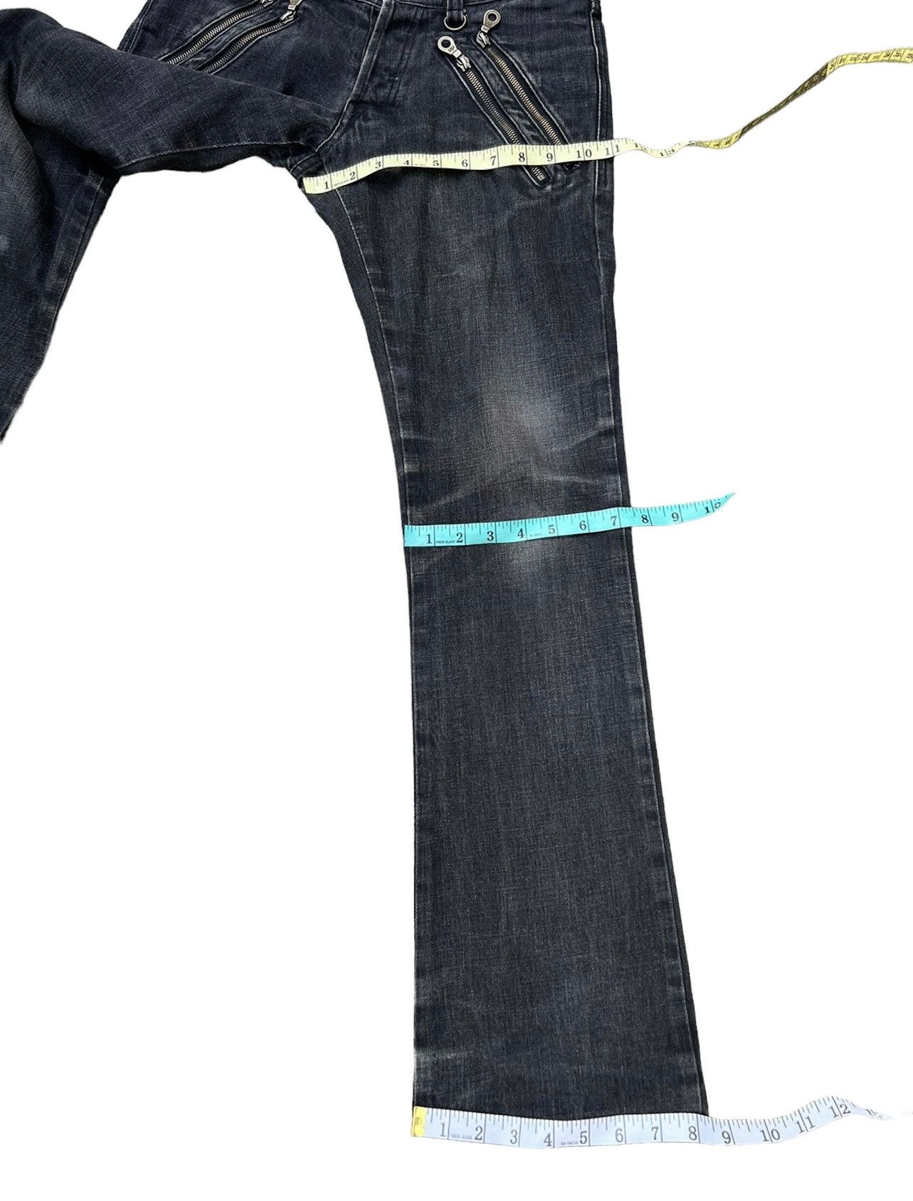 Vintage Vintage Paranoid Japan Zipper Fade Black Denim Flare Jeans Size US 29 - 4 Thumbnail