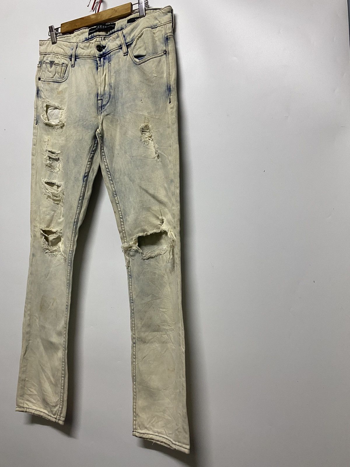 Guess × Vintage Vintage GUESS Los Angelas Skinny Distressed Denim Jeans Size US 34 / EU 50 - 3 Thumbnail