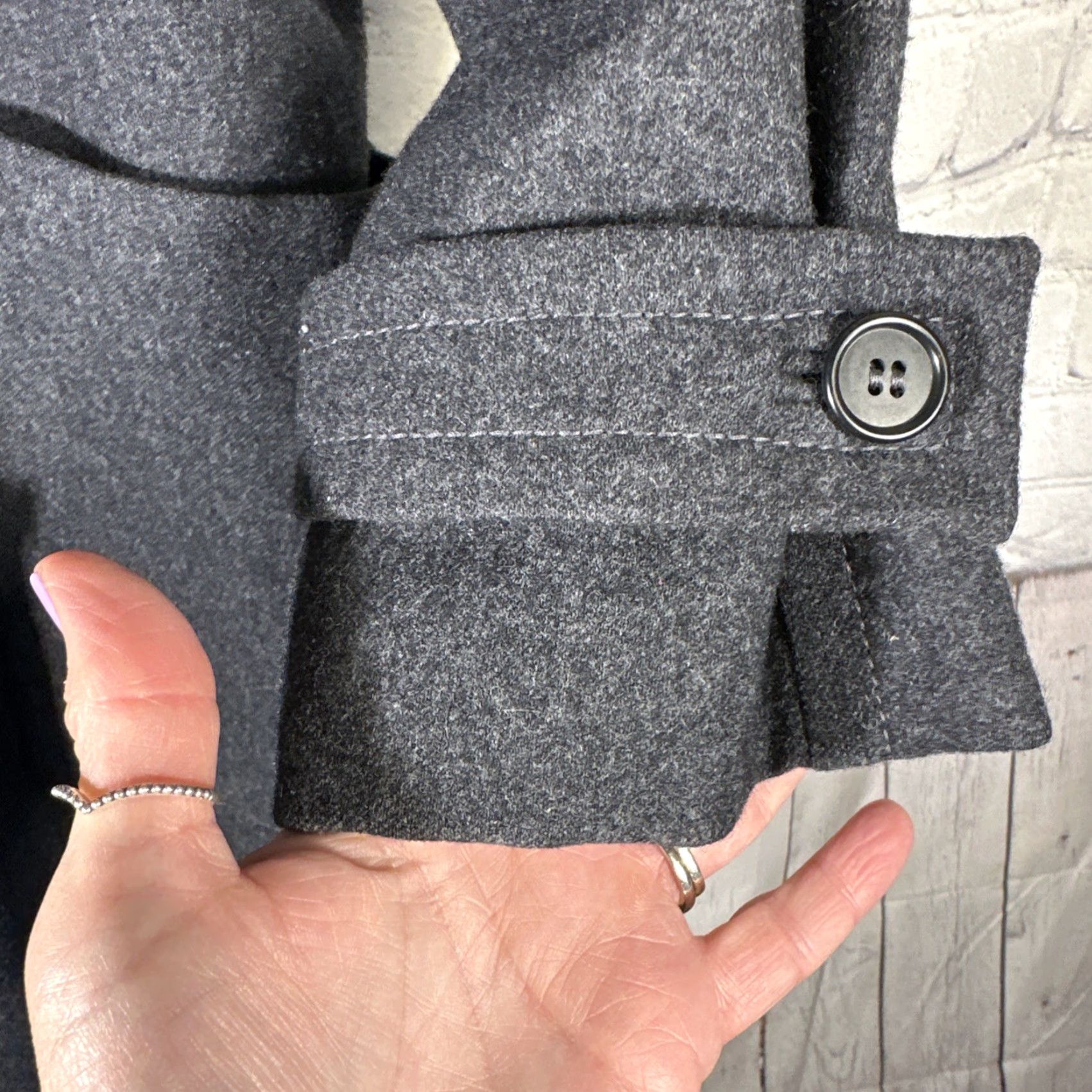 Pendleton Pendleton Vintage Wool Gray Trench Coat Double-Breasted Women Medium Long Coat 47” P2P 21” Size M / US 6-8 / IT 42-44 - 3 Thumbnail