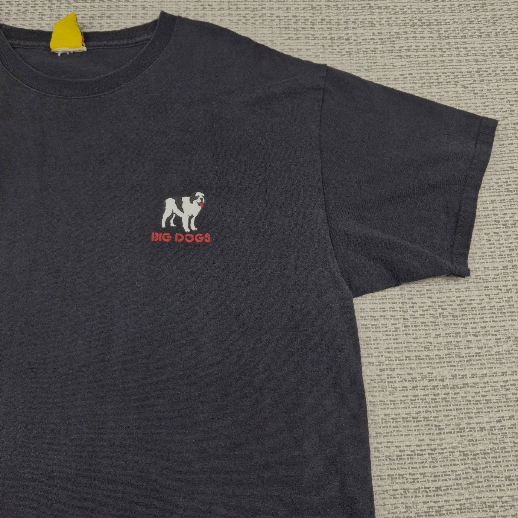 Big Dogs VINTAGE Big Dogs T Shirt Mens Large Black Its Five O Clock Somewhere Bar Tee Shirt Size US L / EU 52-54 / 3 - 4 Thumbnail