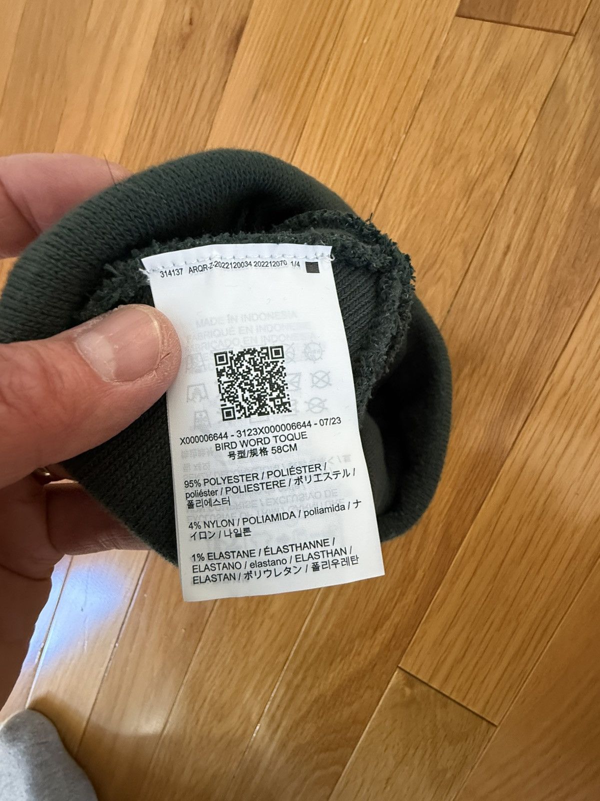 Arc'teryx Arc’teryx Bird Word Toque beanie green and yellow Size ONE SIZE - 3 Thumbnail