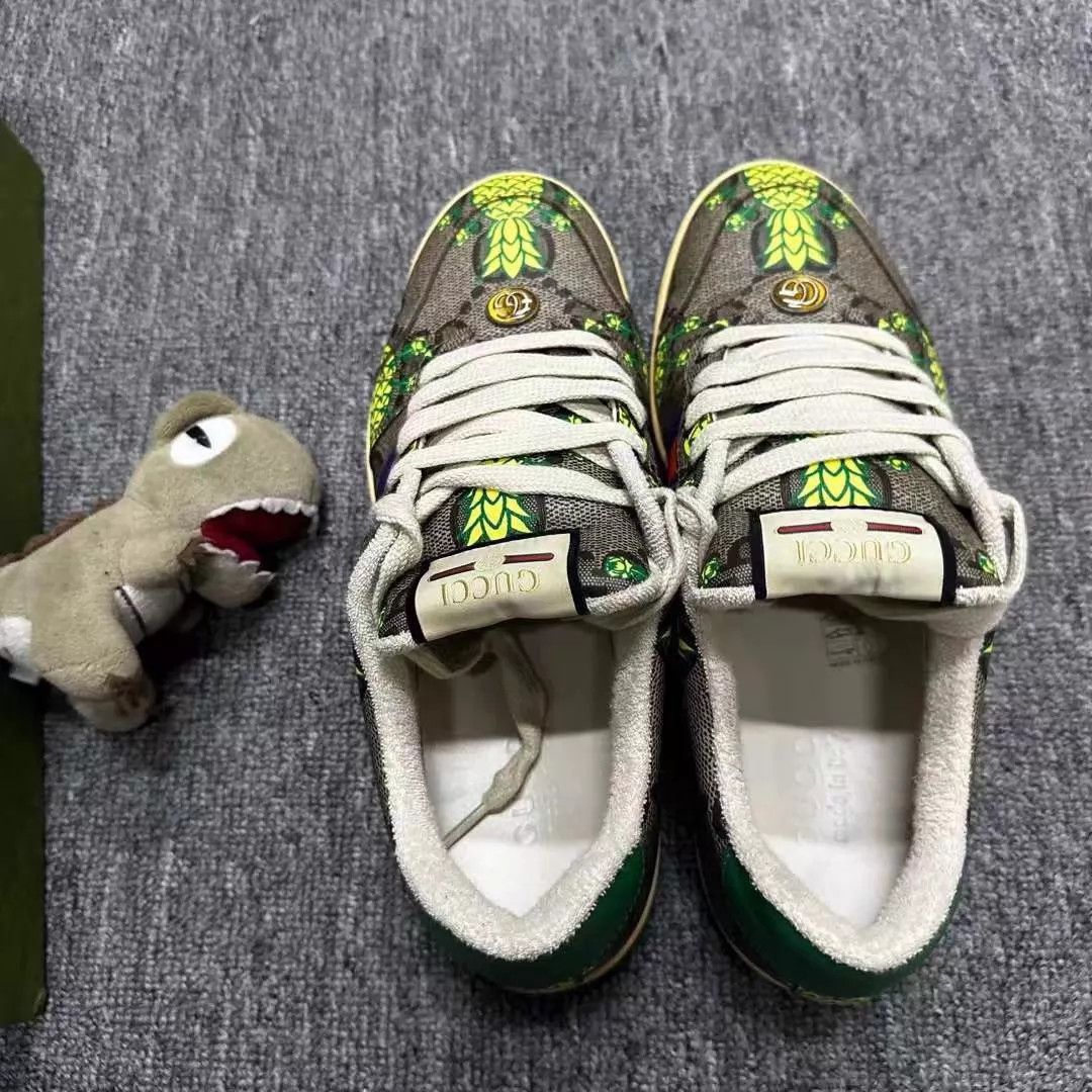 Gucci Gucci Distressed GG Pineapple Sneaker 43.5 EU New with Box Size US 10.5 / EU 43-44 - 5 Thumbnail