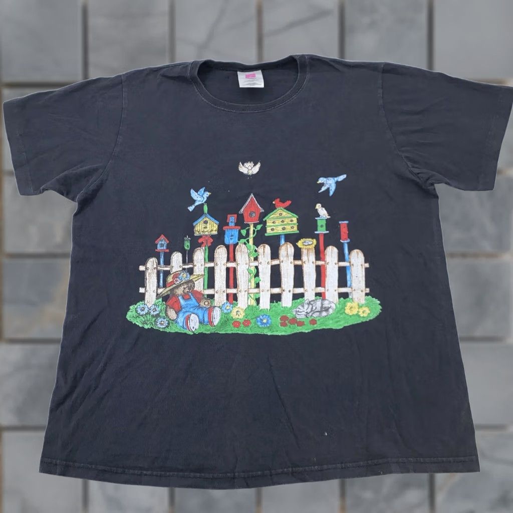 Hanes VINTAGE Hanes Her Way Birdhouse Teddy Bear Garden Shirt Mens Womens M Black Graphic Cute 90s Tee Size M / US 6-8 / IT 42-44 - 1 Thumbnail