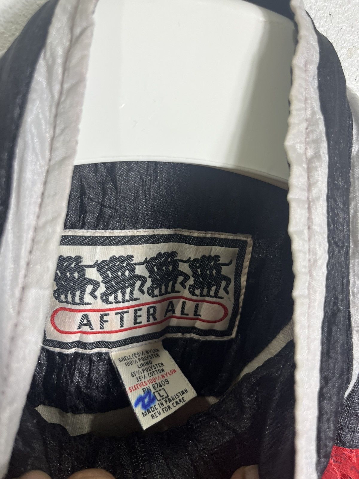 Vintage Vintage 1990’s Picasso Fullprint nylon jacket Size US L / EU 52-54 / 3 - 5 Thumbnail