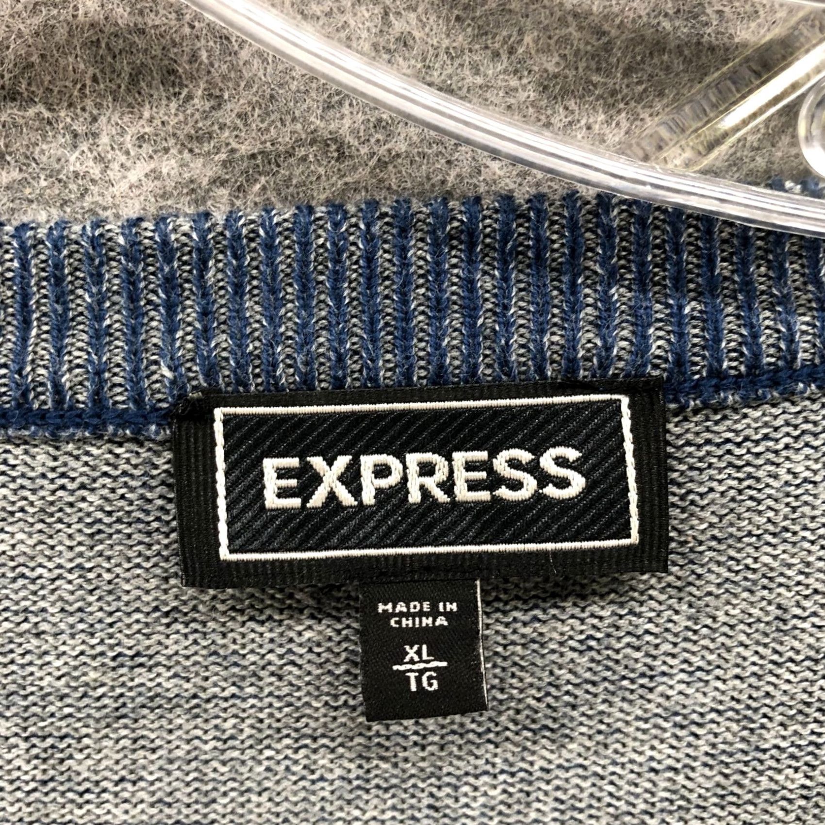 Express EXPRESS V-Neck Sweater Mens XL Blue Pullover 100% Cotton Casual Knit Pullover Long Sleeve Size US XL / EU 56 / 4 - 3 Thumbnail