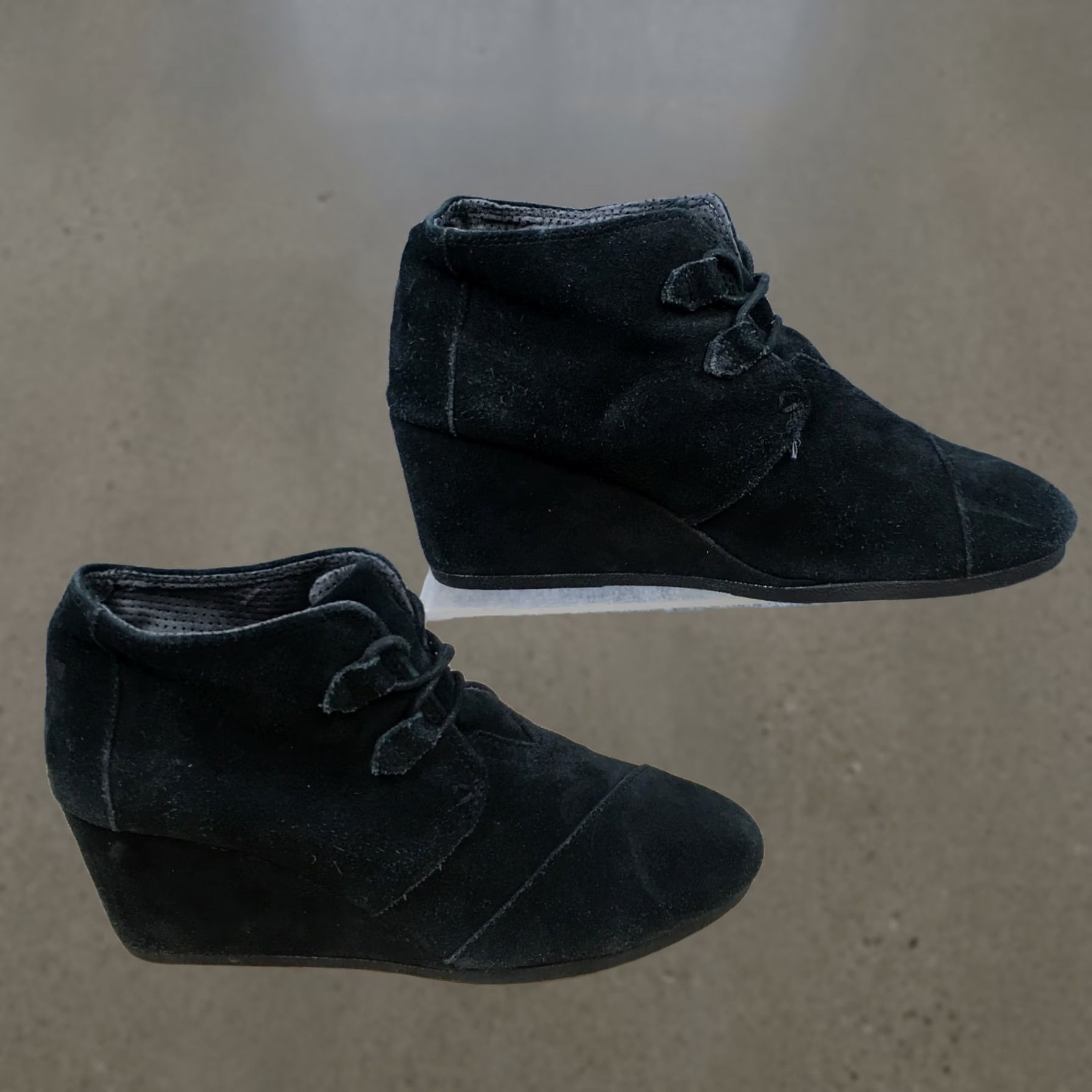 Toms TOMS Boots Womens 10 Kala Bootie Black Lace Up Ankle Top Wedge Heels Boot Dusty Black Lace Up Ankle Bootie Womens 10 TOMS Boots Size L / US 10 / IT 46 - 1 Thumbnail