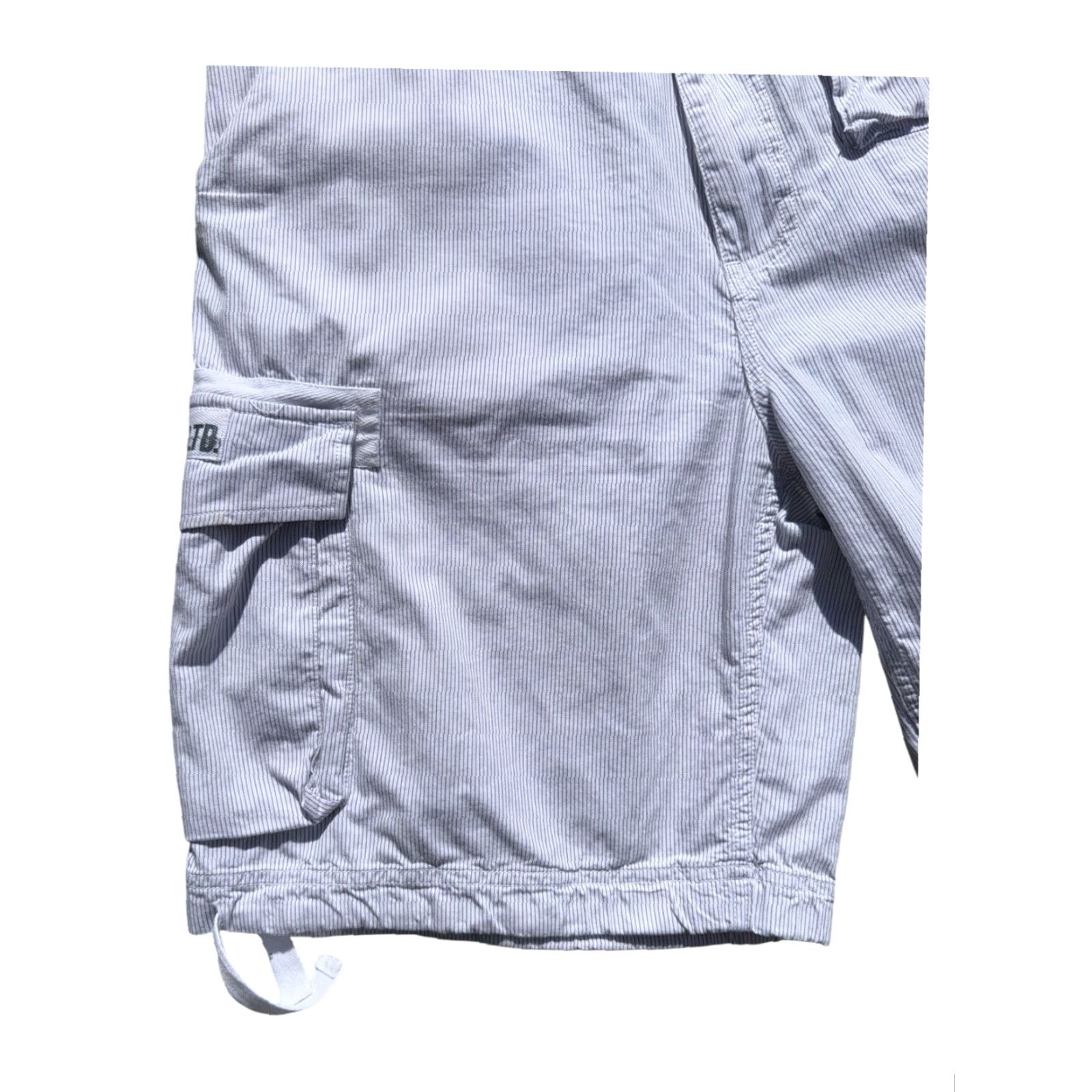 Ecko Unltd. VINTAGE Marc Ecko Unltd Grey Pinstripe Cargo Shorts Size 36 RARE Mens Regular 36 Gray Cargo Size US 36 / EU 52 - 6 Thumbnail