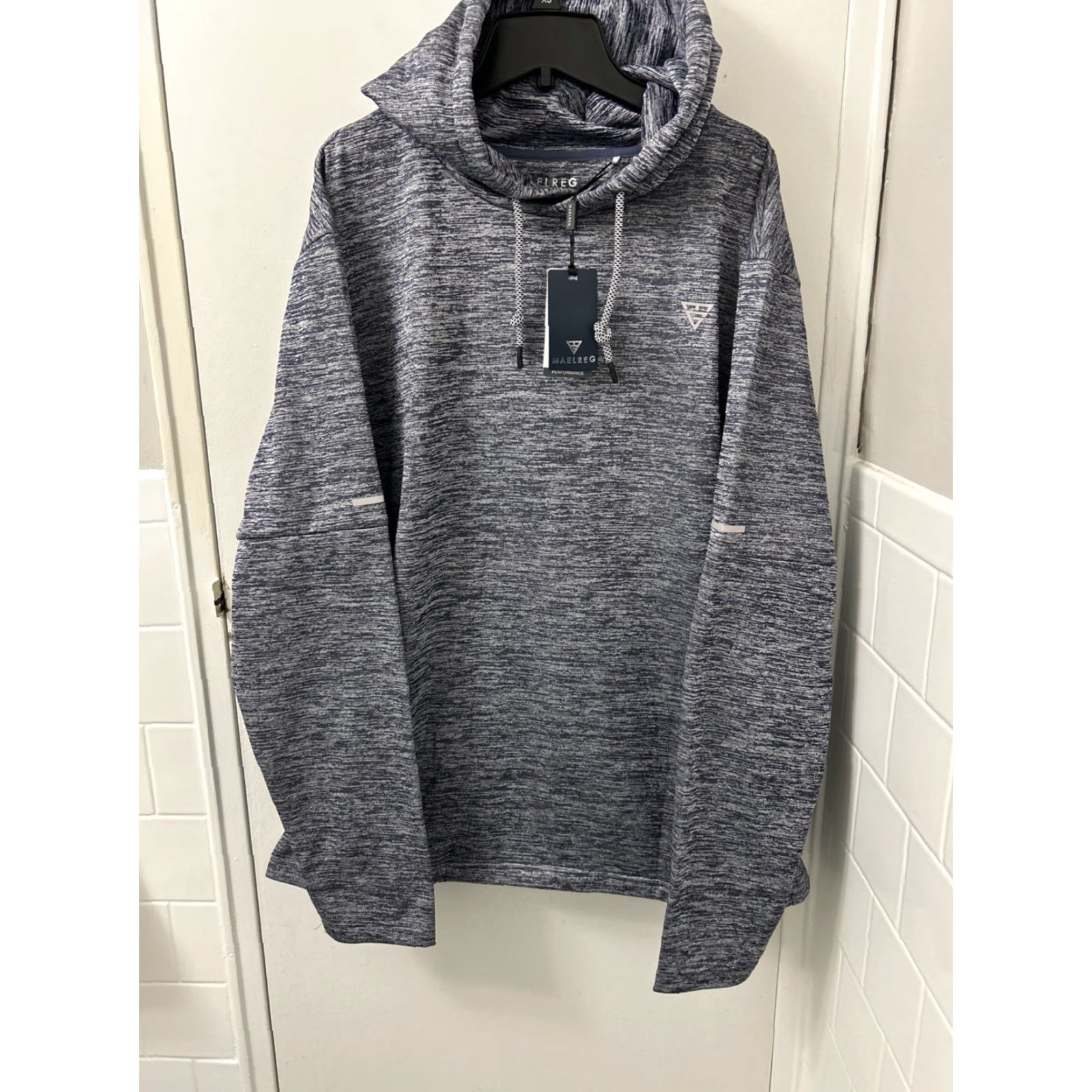 Vintage Maelreg Performance Hoodie Mens XL Blue Pullover Long Sleeve Reflective Accent Sports Golf Lightweight Set Athletic Fit Size US XL / EU 56 / 4 - 2 Thumbnail