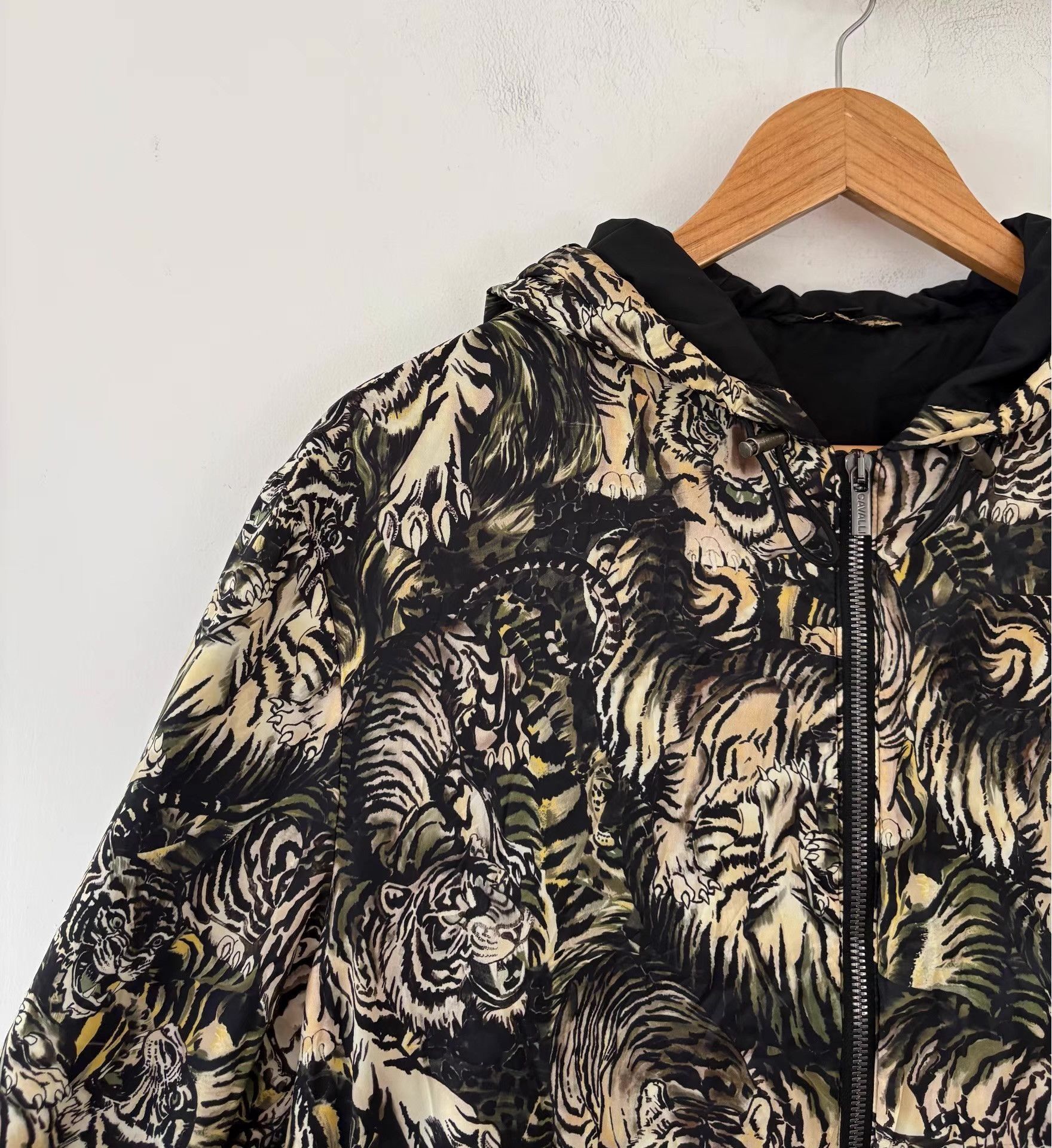 Roberto Cavalli Multi Print Hooded Light Jacket Size US M / EU 48-50 / 2 - 4 Thumbnail
