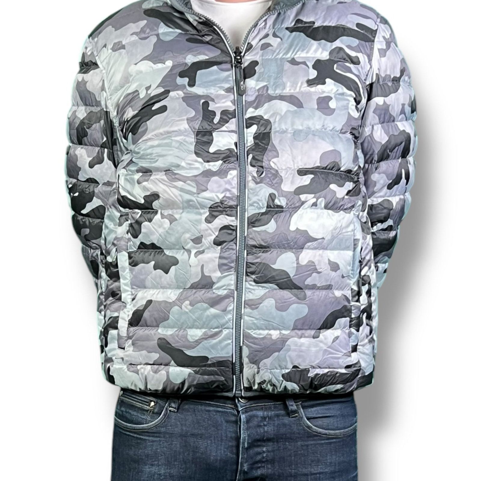 Tumi Tumi Tumipax Reversible Down Jacket Gray / Camo -$295 Retail Size US S / EU 44-46 / 1 - 12 Thumbnail