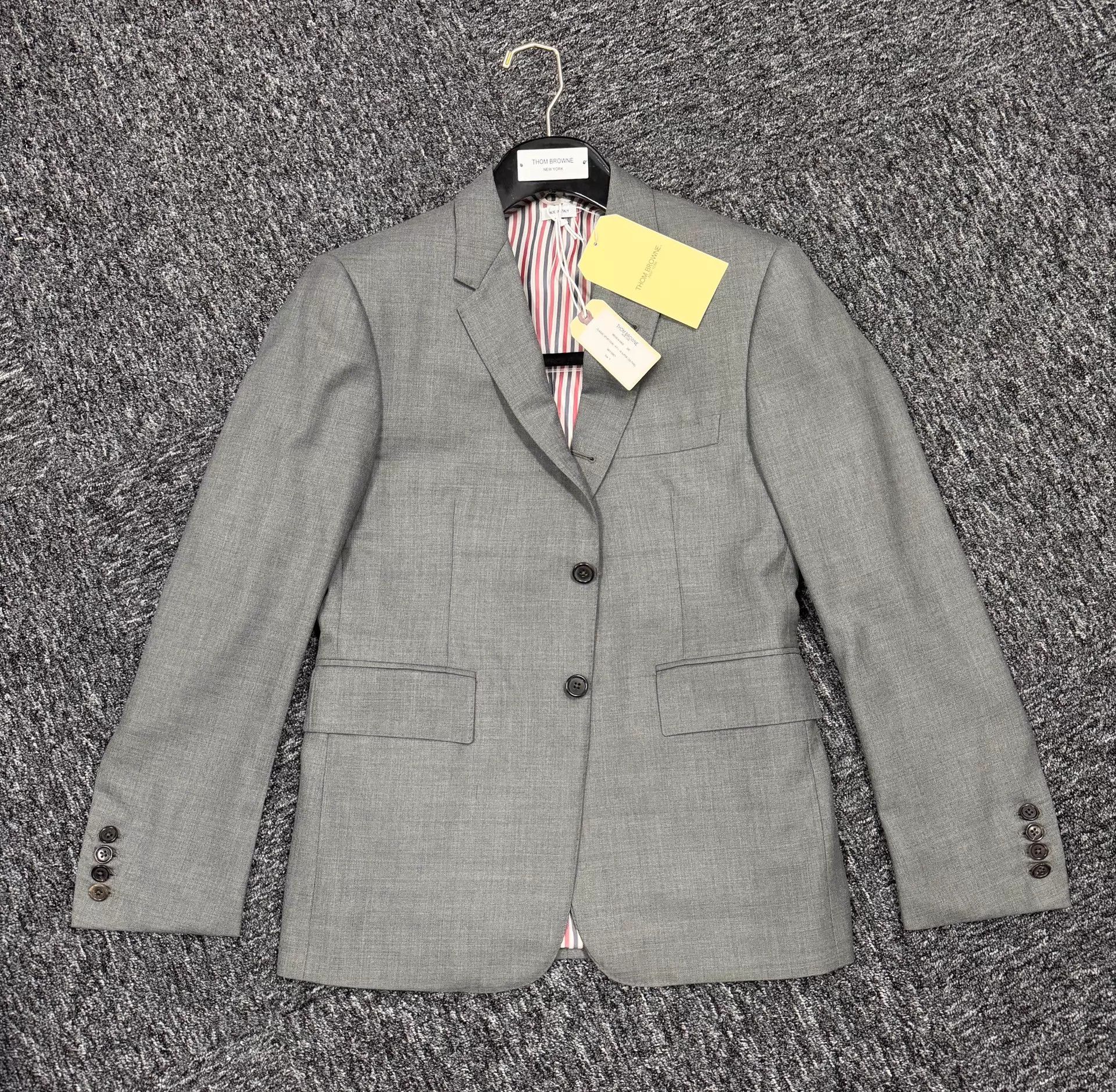 Thom Browne Thom Browne Classic Suit Mid Gray Size 1 Size US S / EU 44-46 / 1 - 3 Thumbnail