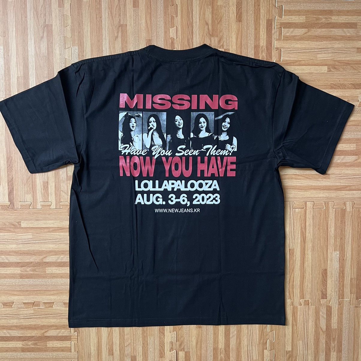Band Tees 🐰Bunnies🐰 Nwjns lollapaloozaa x newjeans girl group kpop Size US XL / EU 56 / 4 - 2 Thumbnail