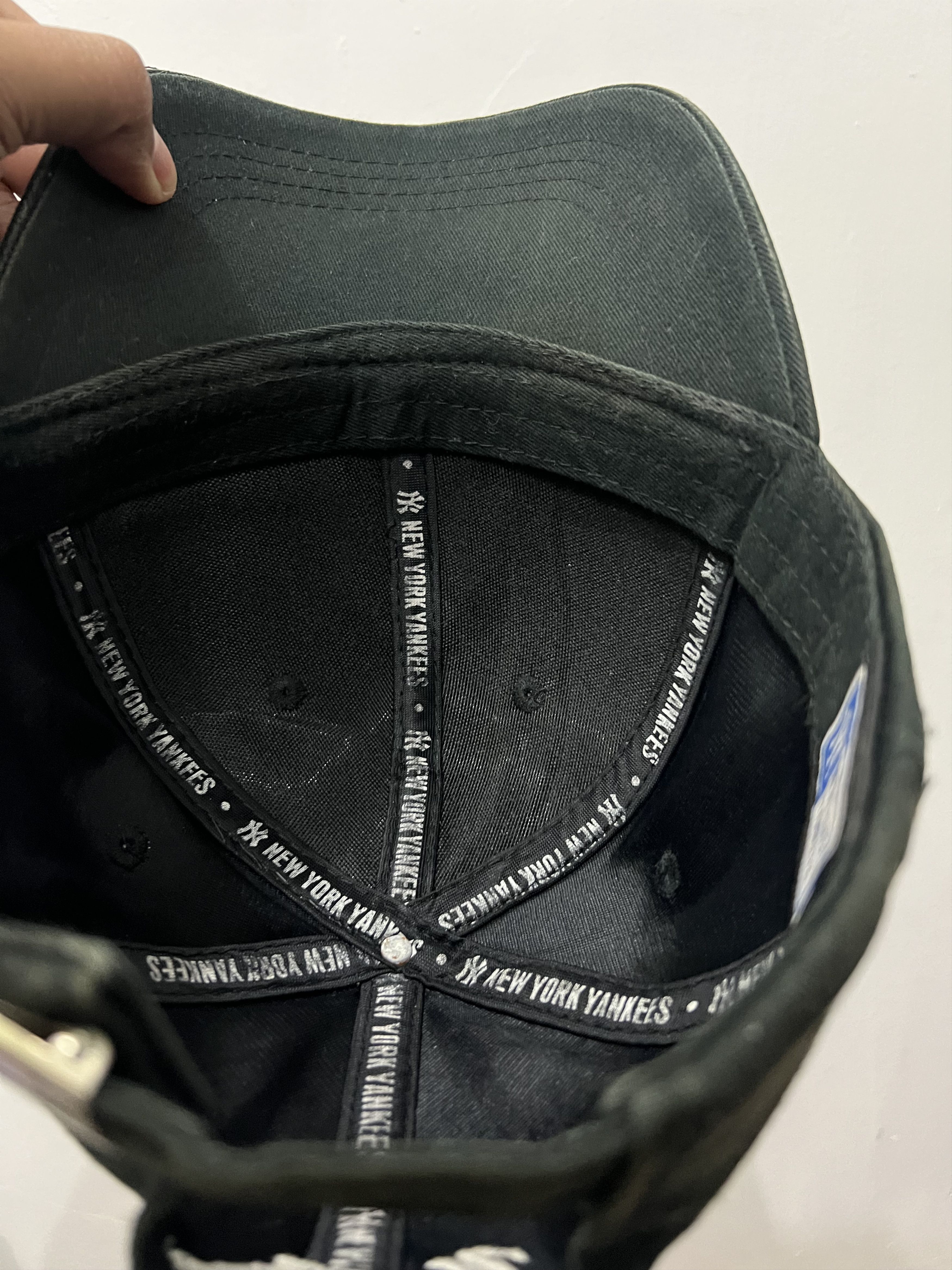 New York Yankees New York Yankees Hat Size ONE SIZE - 17 Thumbnail