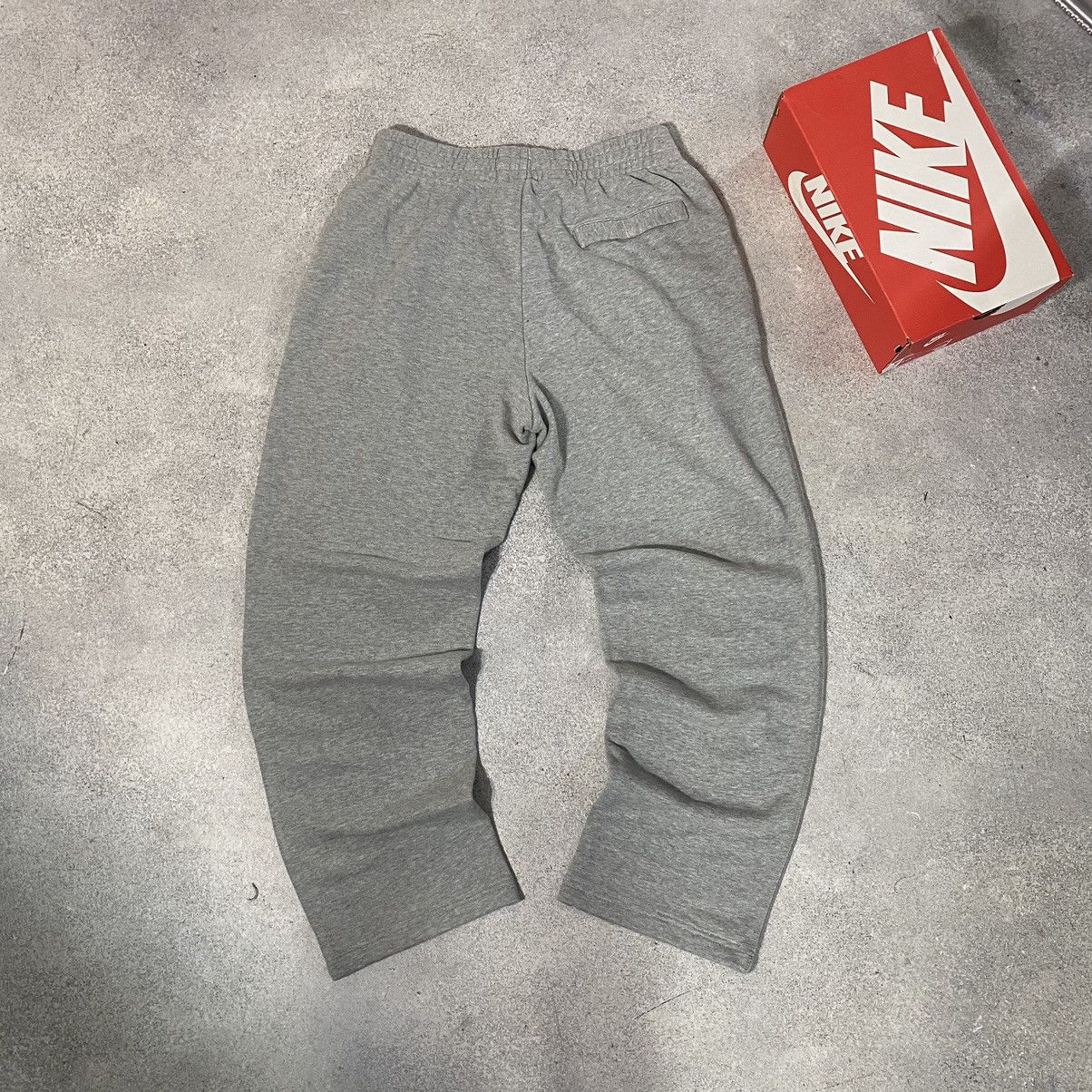 Nike Vintage Nike Barcelona Pants Size US 32 / EU 48 - 12 Thumbnail