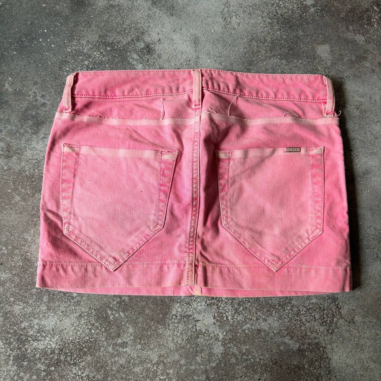 Diesel Y2K Diesel Vintage Pink Washed Mini Skirt Size 28" / US 6 / IT 42 - 2 Thumbnail