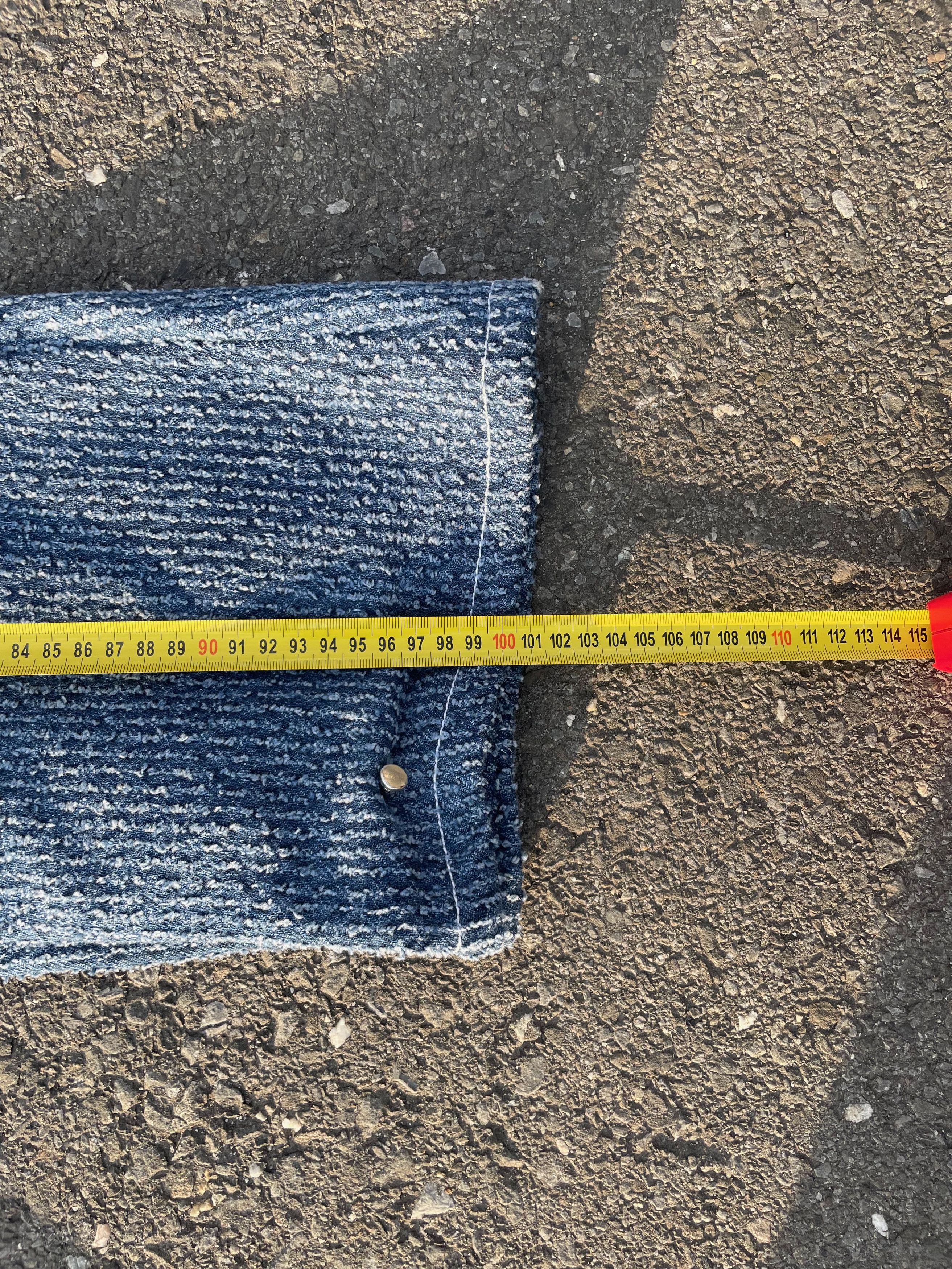 Heaven by Marc Jacobs Shredded Boxer Jeans from Heaven by Marc Jacobs Size 32" / US 10 / IT 46 - 7 Thumbnail