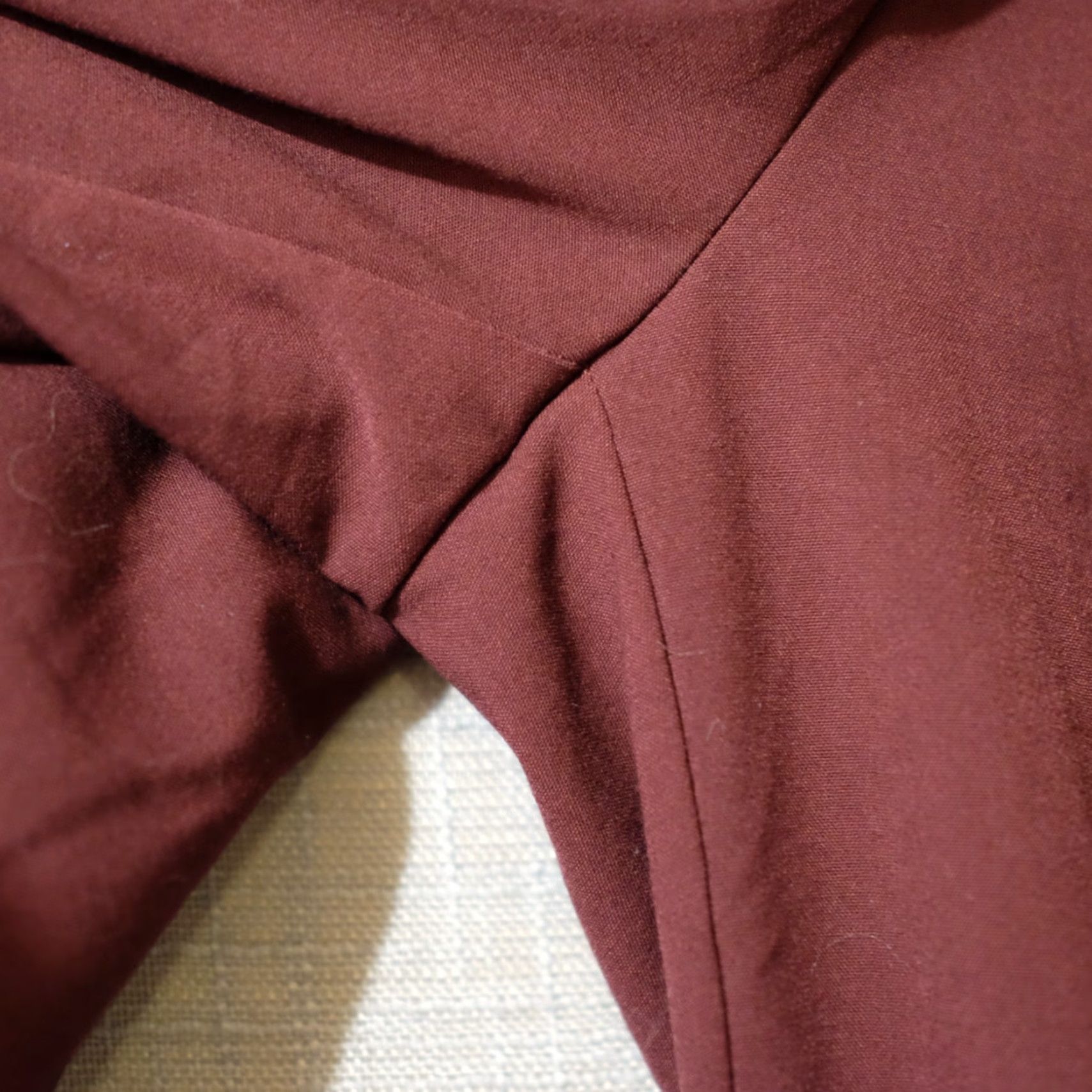 Old Navy Old Navy High-Rise Billie Pants Womens S Wine Pockets Comfort Waistband Size 28" / US 6 / IT 42 - 4 Thumbnail