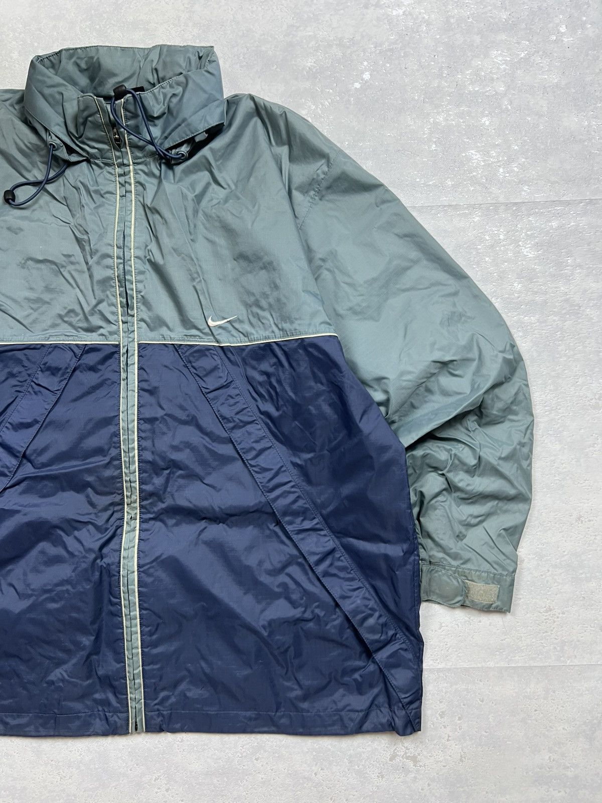 Nike 90s Nike Swoosh Vintage Y2K Oversized Nylon Retro Jacket Size US L / EU 52-54 / 3 - 3 Thumbnail