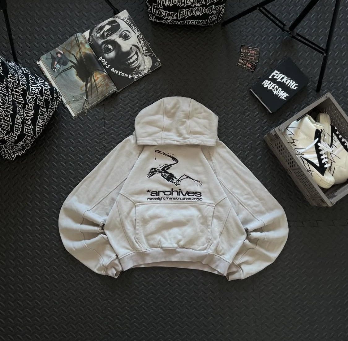 Other y2k hoodie m’mansion Size US M / EU 48-50 / 2 - 1 Thumbnail