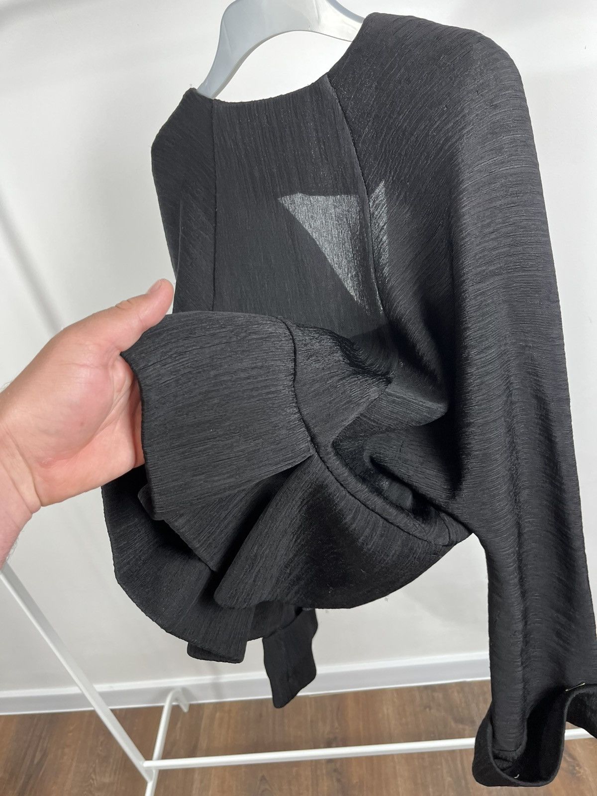 Japanese Brand Hovman Draped Cropped Jacket in Textured Black Fabric Size M / US 6-8 / IT 42-44 - 13 Thumbnail