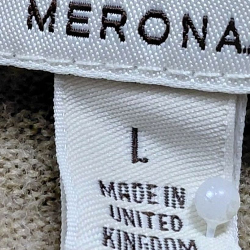Merona Merona Merino Wool Sweater Beige Knit Size L Mens V-Neck Long Sleeve Pullover Casual Business Comfortable Thermal Regular Kn Beige 1980s? Size US L / EU 52-54 / 3 - 3 Thumbnail