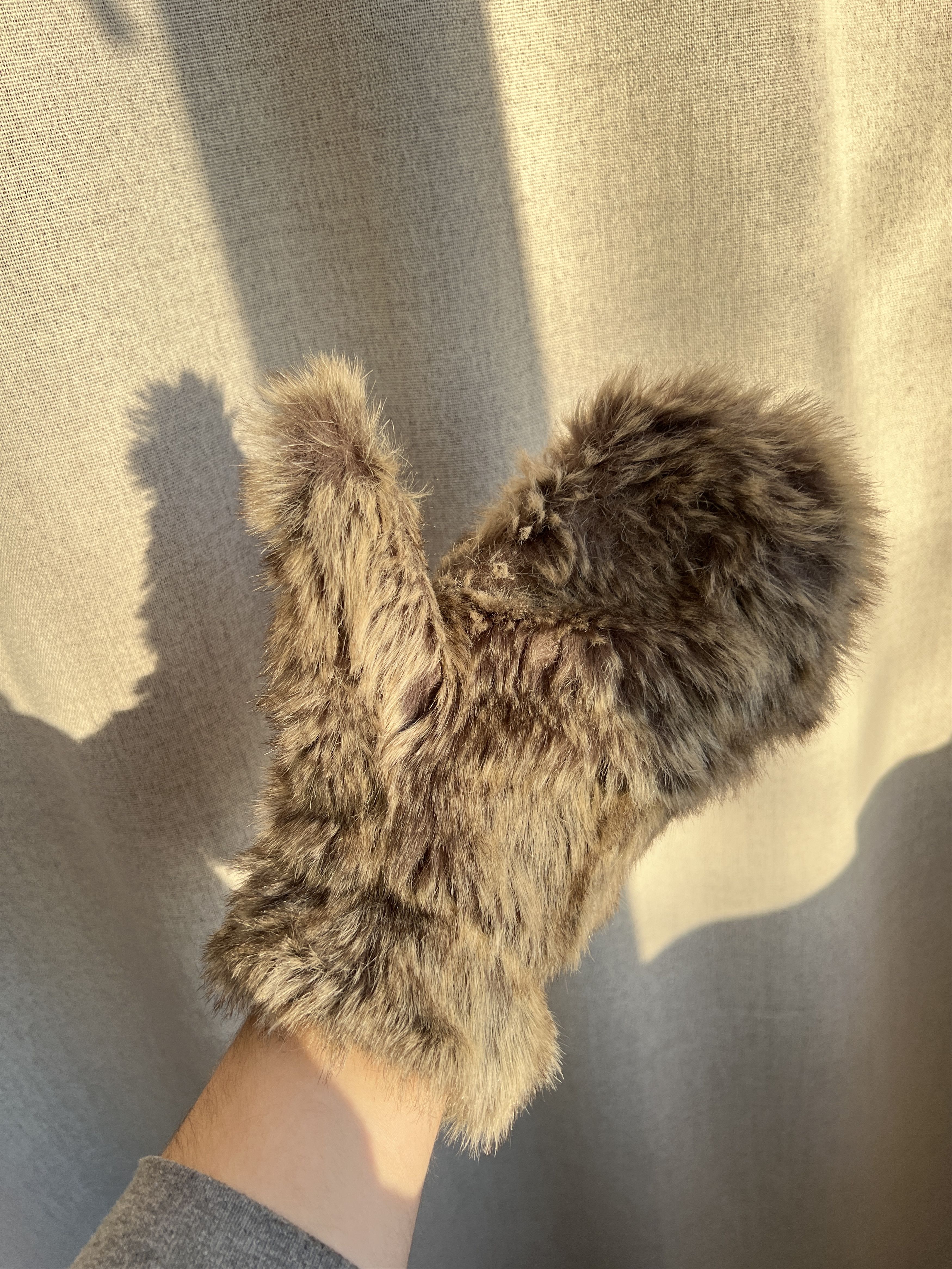 Vintage Vintage Y2K Faux Fur Fluffy Mittens Gloves Size ONE SIZE - 2 Thumbnail