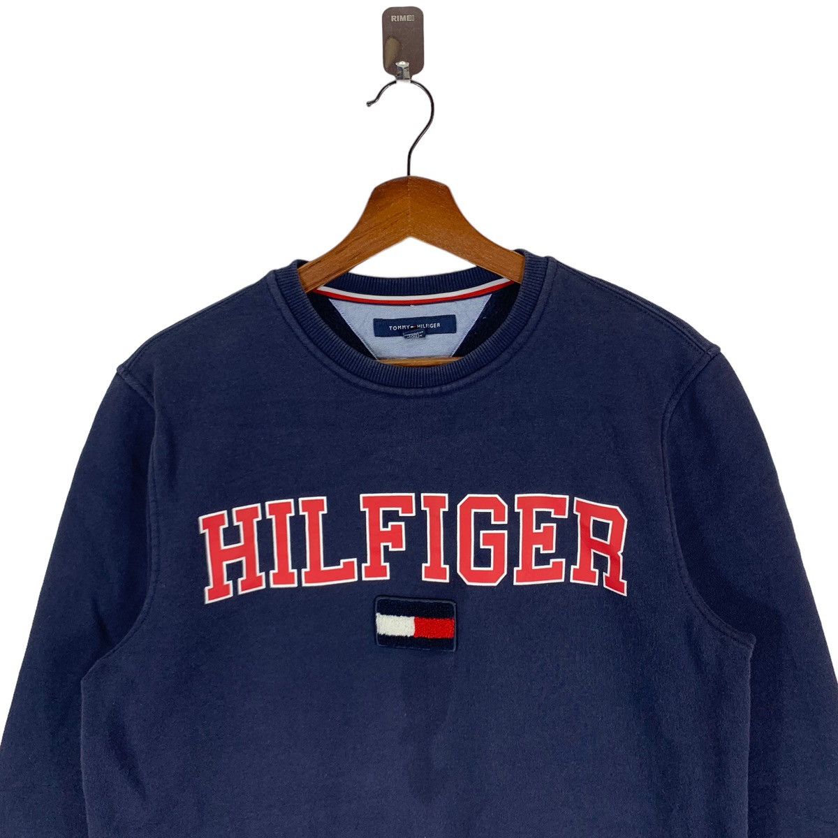 Tommy Hilfiger Vintage Tommy Hilfiger Pullover Sweatshirt Jumper Crewneck Size US M / EU 48-50 / 2 - 3 Thumbnail