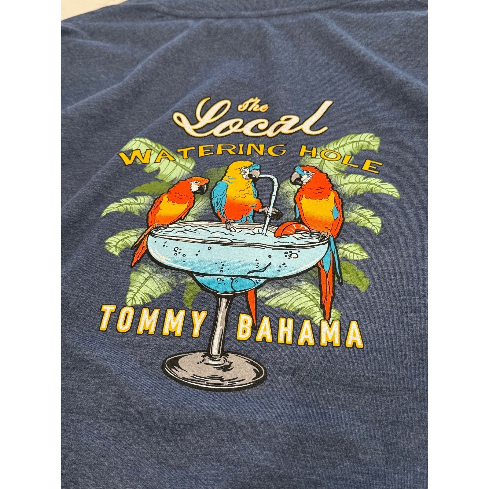 Tommy Bahama TOMMY BAHAMA T-Shirt Local Watering Hole Mens Medium BLUE Size US M / EU 48-50 / 2 - 6 Thumbnail
