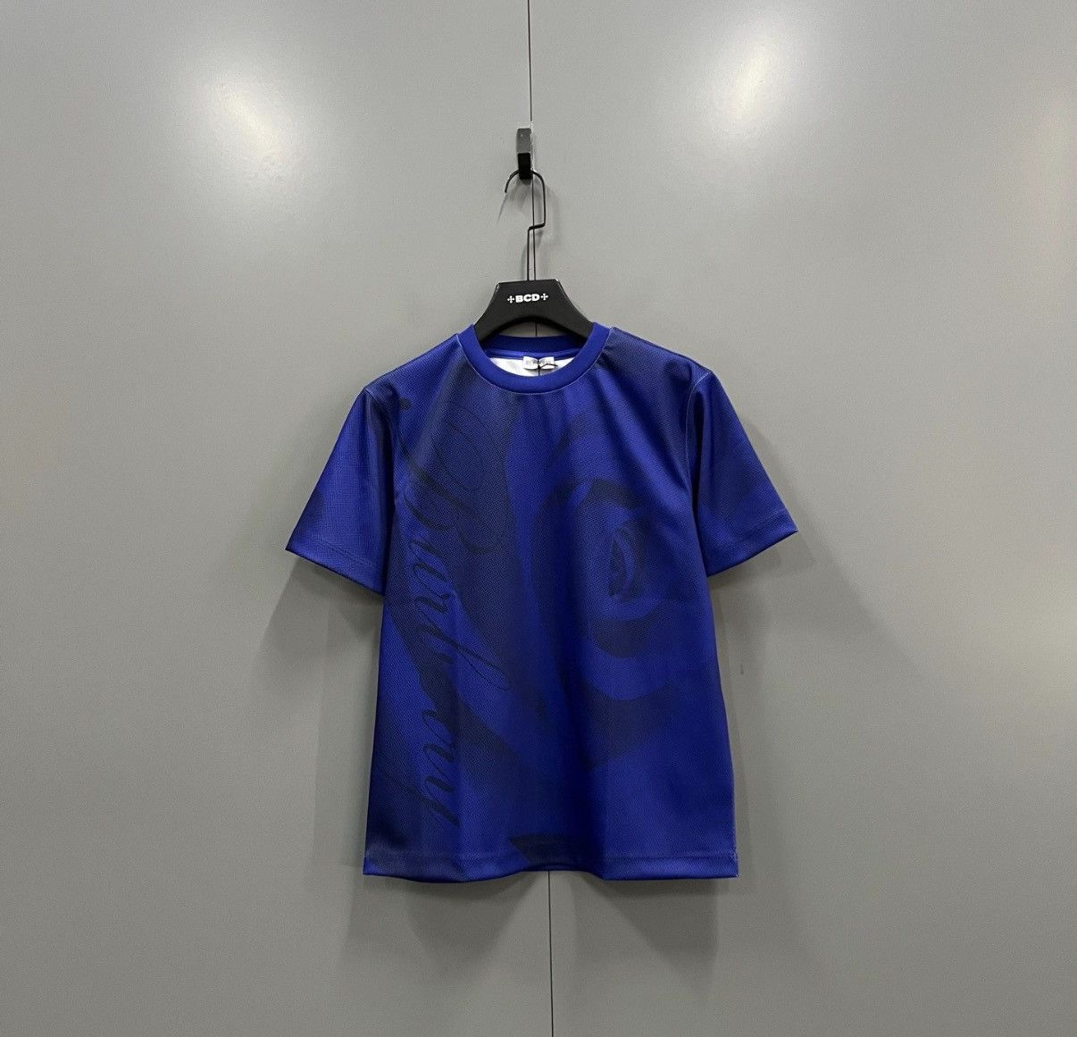 Burberry Burberry Blue Crew Neck Printed Short Sleeve J41 Size US XXS / EU 40 - 1 Thumbnail