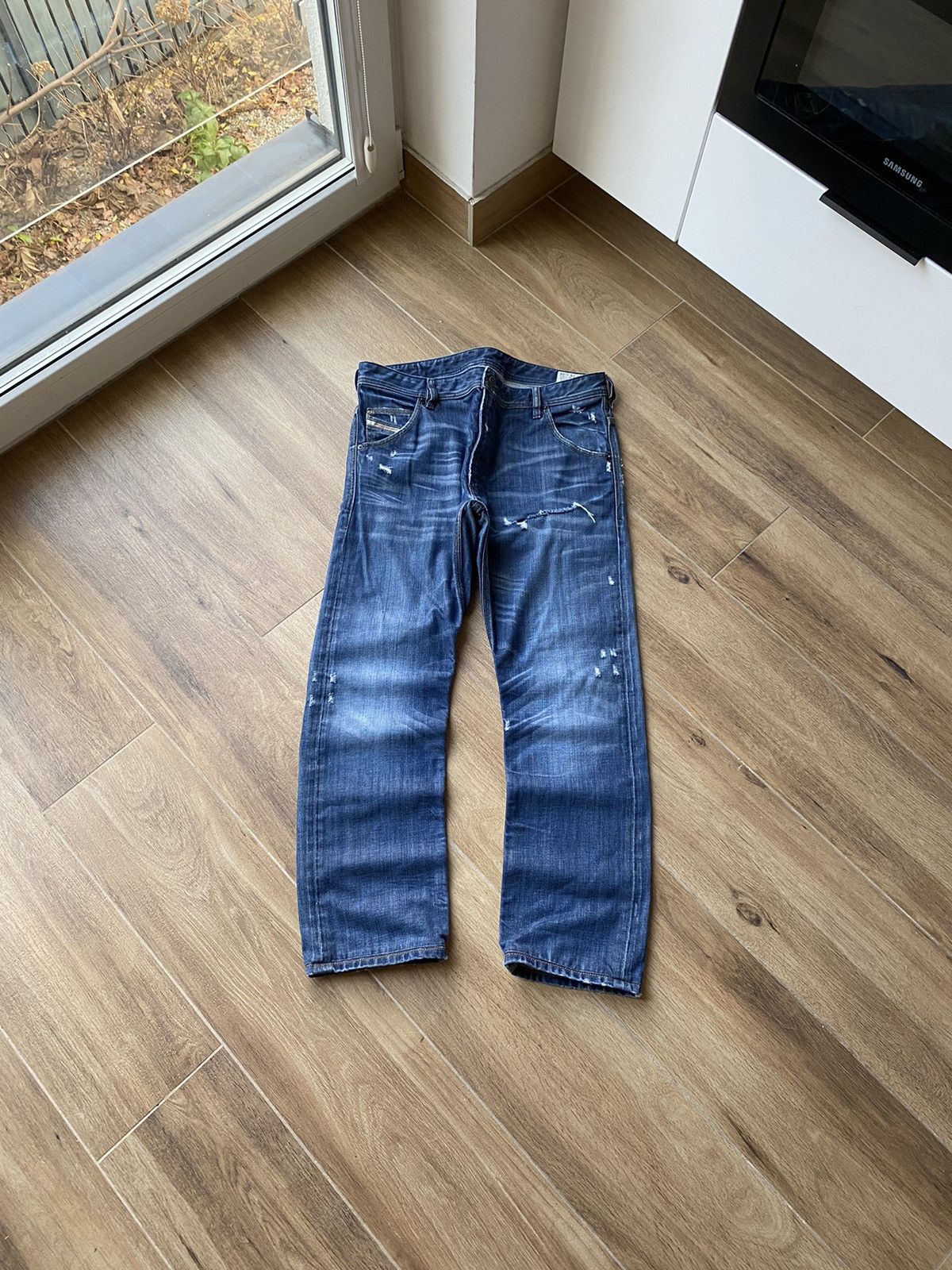 Diesel Diesel Vintage Jeans Avant Garde Japanese Faded Washed Y2K Size US 32 / EU 48 - 1 Thumbnail