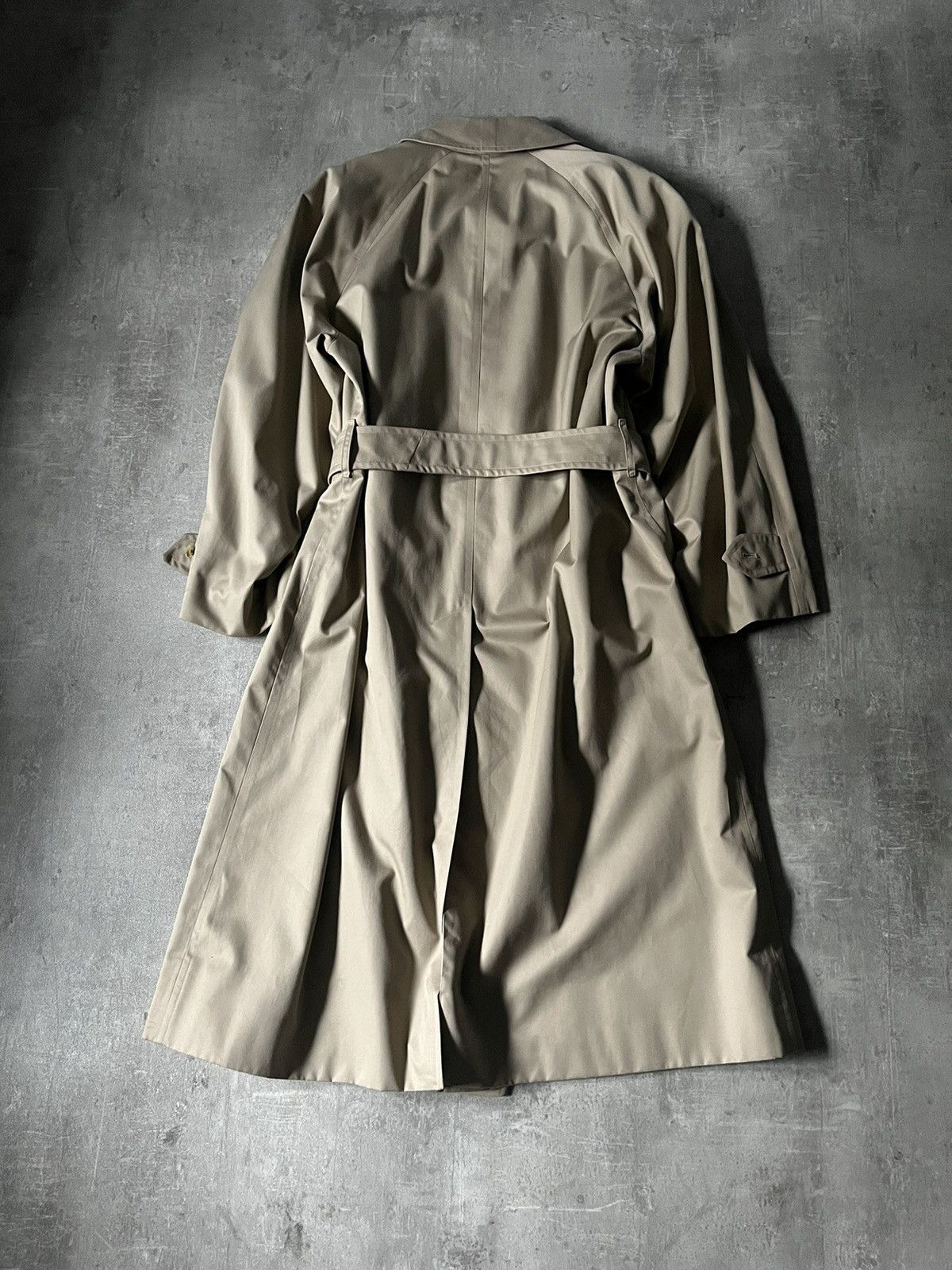 Burberry Burberrys vintage trench coat beige rare grail nova checked Size US L / EU 52-54 / 3 - 10 Thumbnail