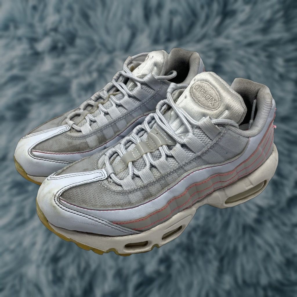 Nike Nike Air Max 95 SE Womens 8 White Blue Summit 400 918413 Athletic Shoes Size US 7 / IT 37 - 1 Thumbnail