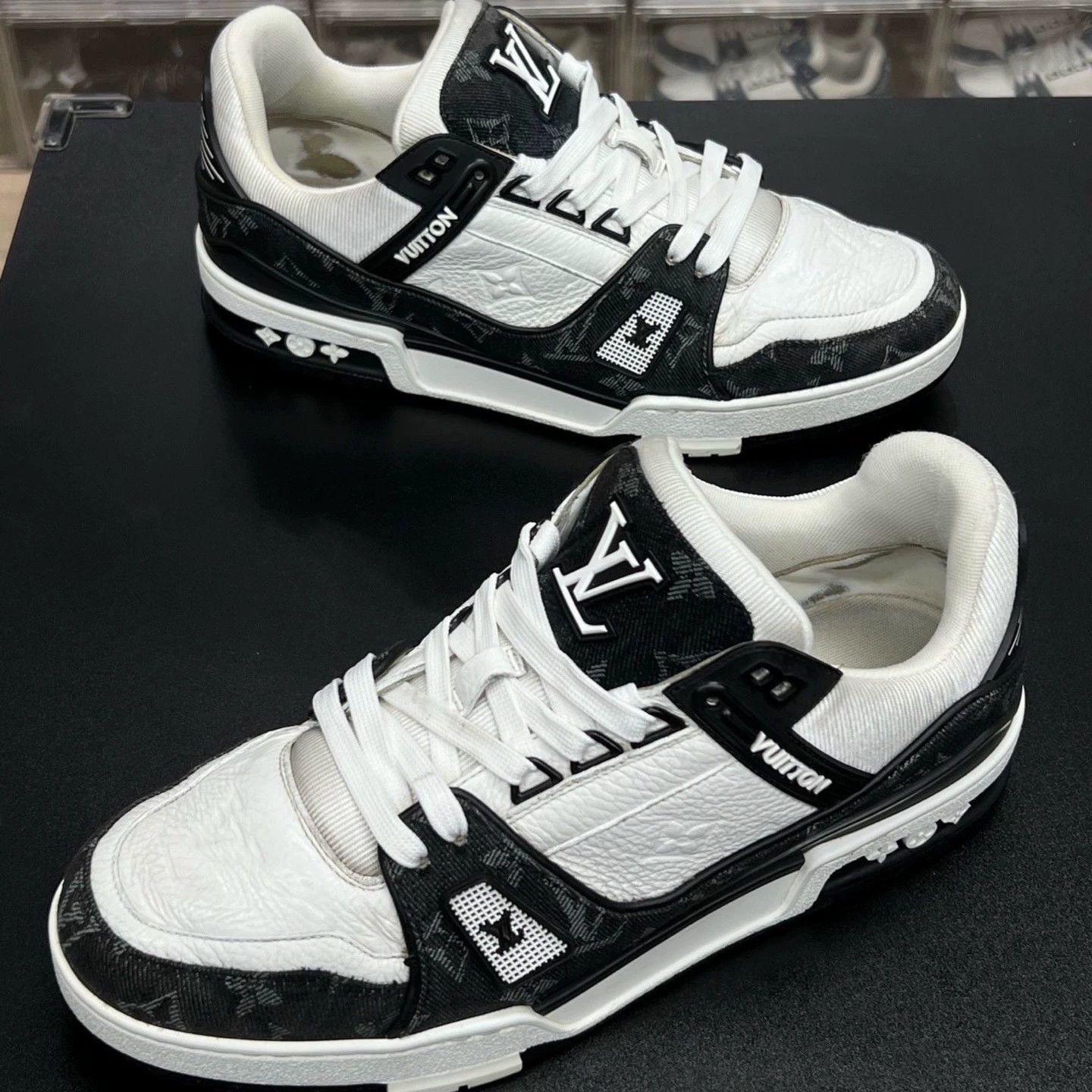 Louis Vuitton lv trainer black and white sneakers uk7.5 Size US 7.5 / EU 40-41 - 1 Thumbnail