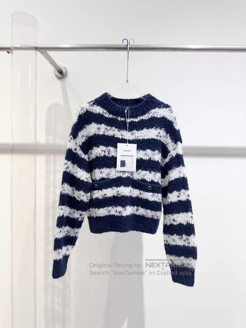 Chanel Chanel Sweater Size XXS / US 00 / IT 34 - 1 Thumbnail