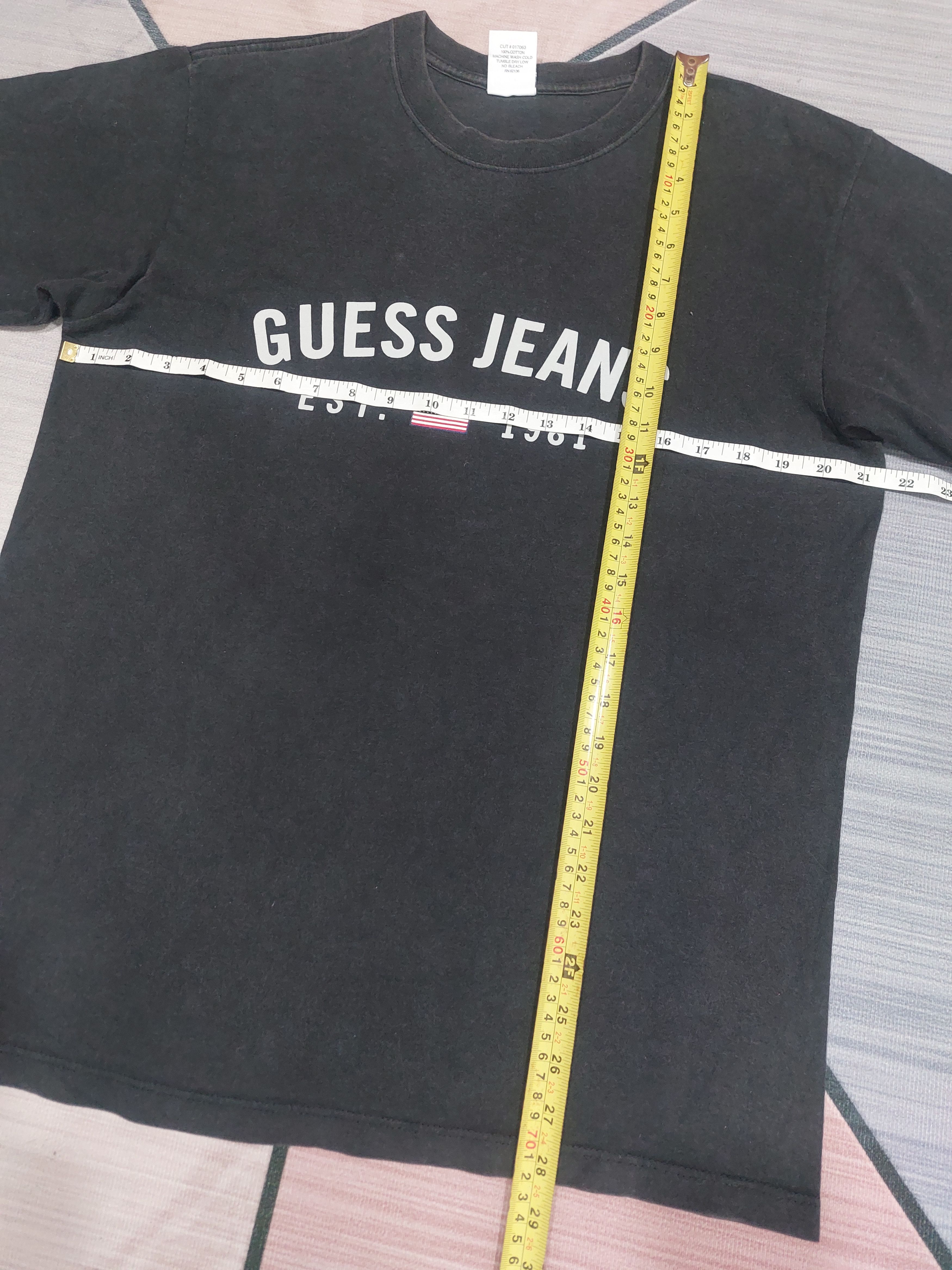 Guess × Vintage VINTAGE GUESS JEANS SPELLOUT TEE SUN FADED Size US M / EU 48-50 / 2 - 6 Thumbnail