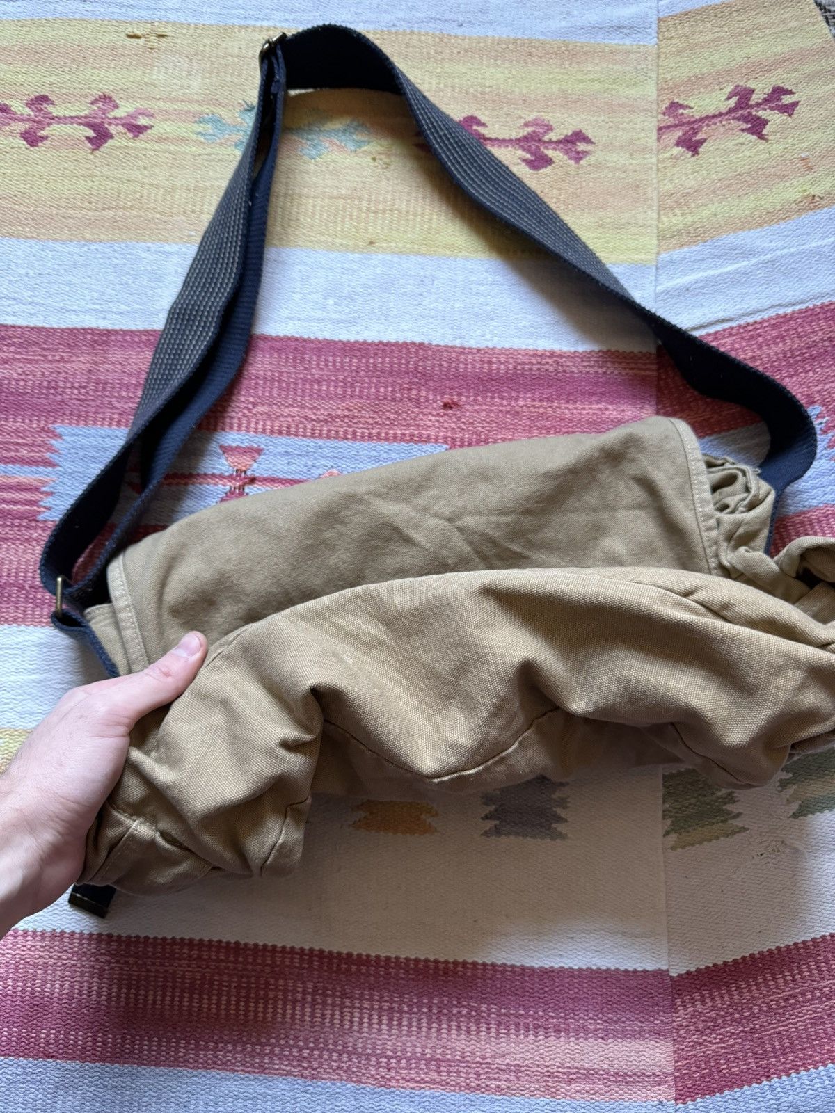 Vintage Vintage 00’s Minnesota College y2k Khaki Sling Bag Size ONE SIZE - 4 Thumbnail