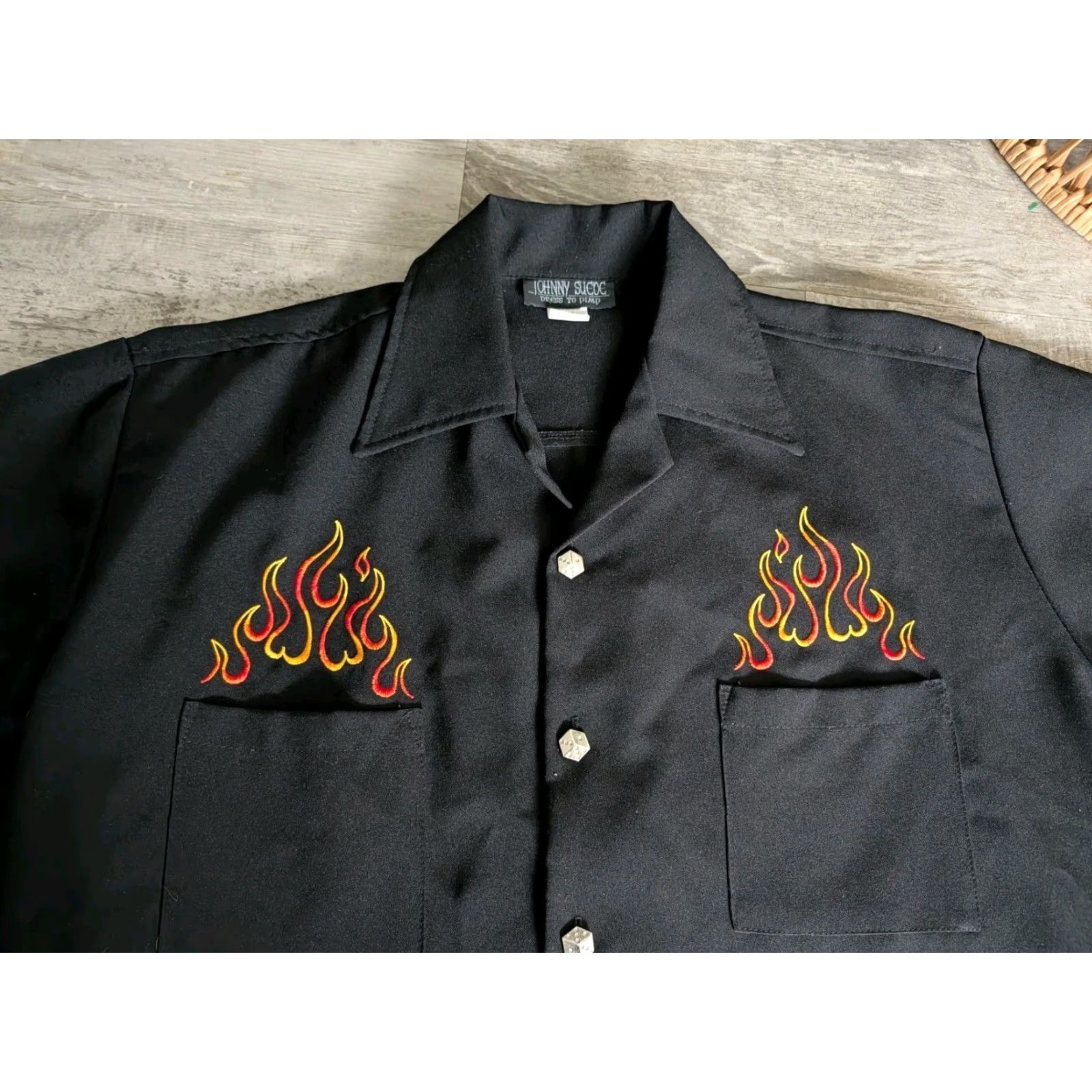 Vintage Vtg Johnny Suede Mens Dice Button Shirt Flames L Black Bowling Shirt USA Made Size US L / EU 52-54 / 3 - 2 Thumbnail