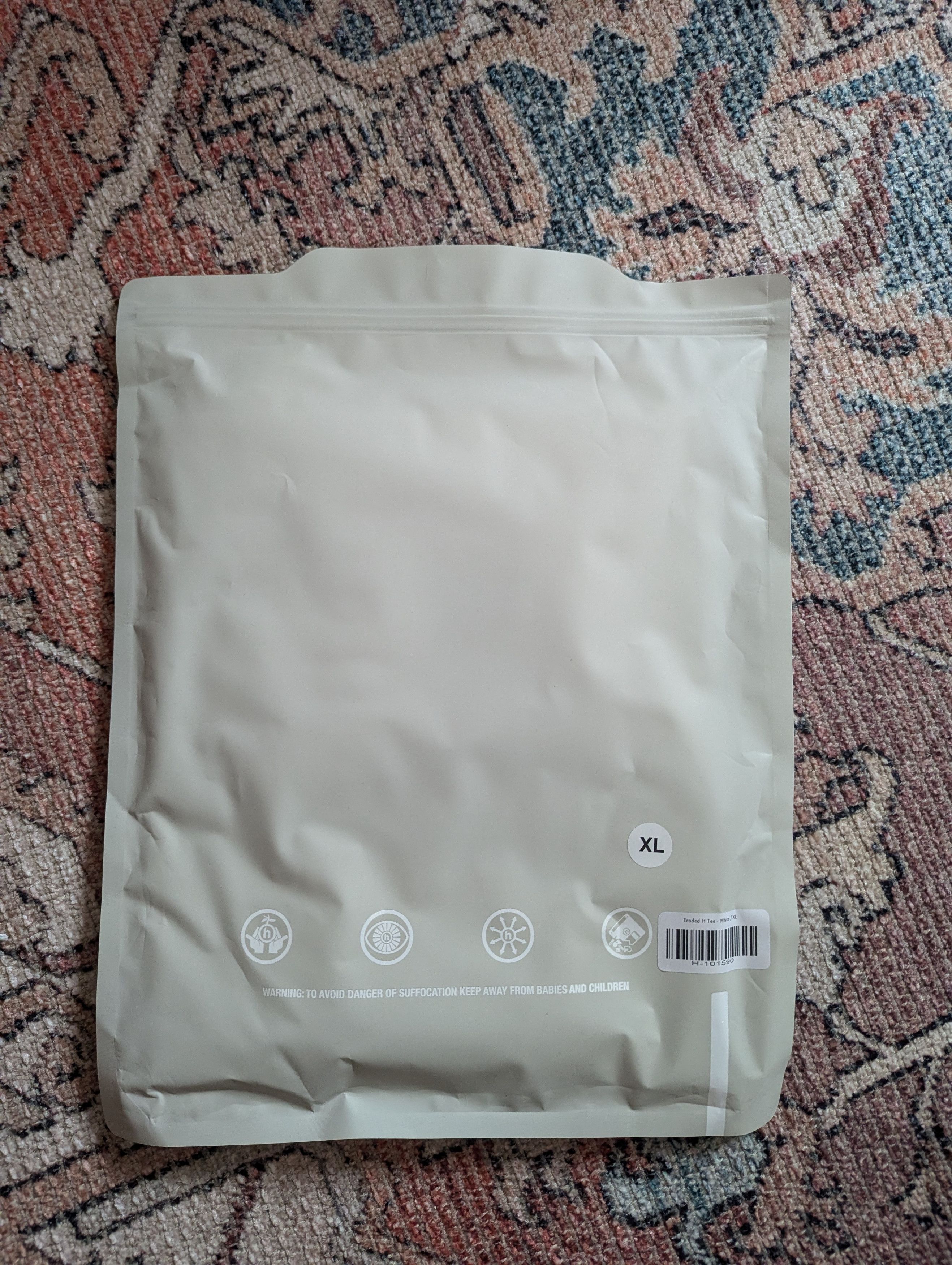 Daniel Arsham × HIDDEN Daniel Arsham x Hidden Eroded H Logo Tee White Size US XL / EU 56 / 4 - 5 Thumbnail