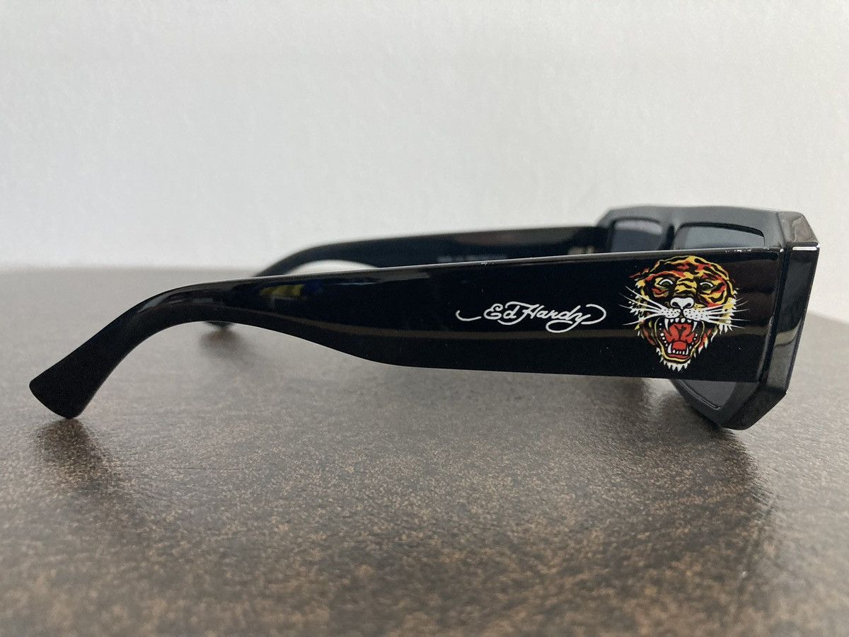 Ed Hardy ED HARDY RECTANGULAR SUNGLASSES LOUD TIGER DAGGERS TATTOO Size ONE SIZE - 9 Thumbnail