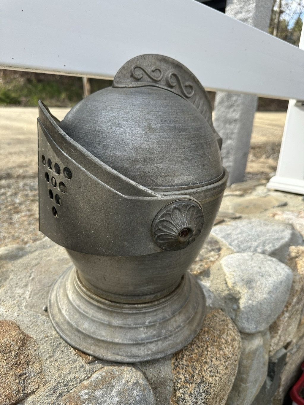 Knightsbridge Vintage 60-70's Italy Metal Armor Medieval Ice Bucket King K Size ONE SIZE - 12 Thumbnail