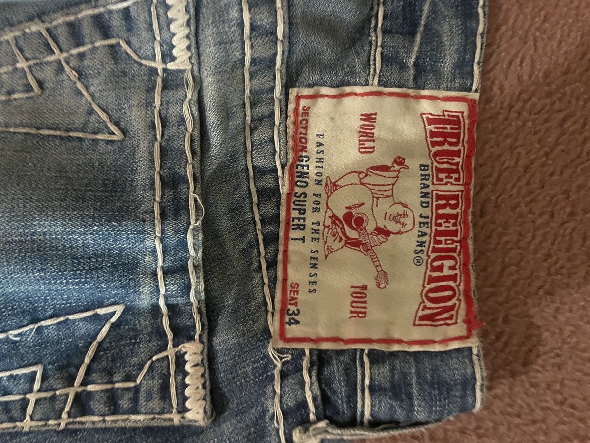 True Religion True Religion Distressed Jeans Size US 31 - 4 Thumbnail