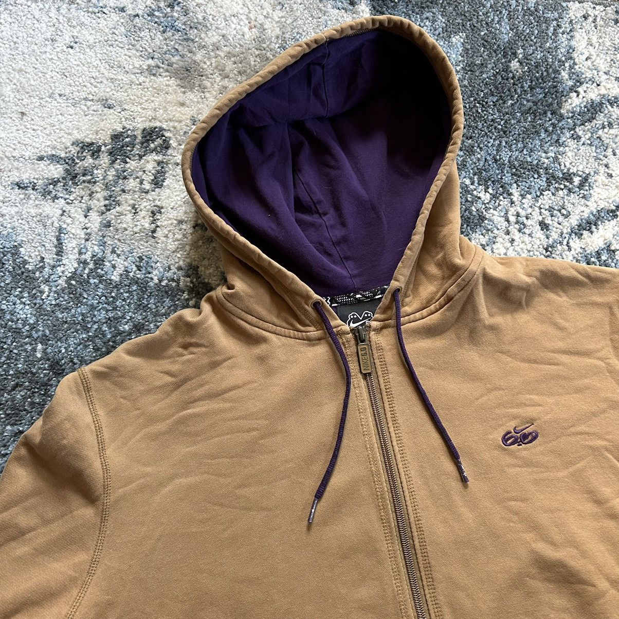 Nike 2009 NiKE 6.0 BOXY CROPPED YKK ZiP PEANUT BUTTER AND JELLY Size US XL / EU 56 / 4 - 3 Thumbnail
