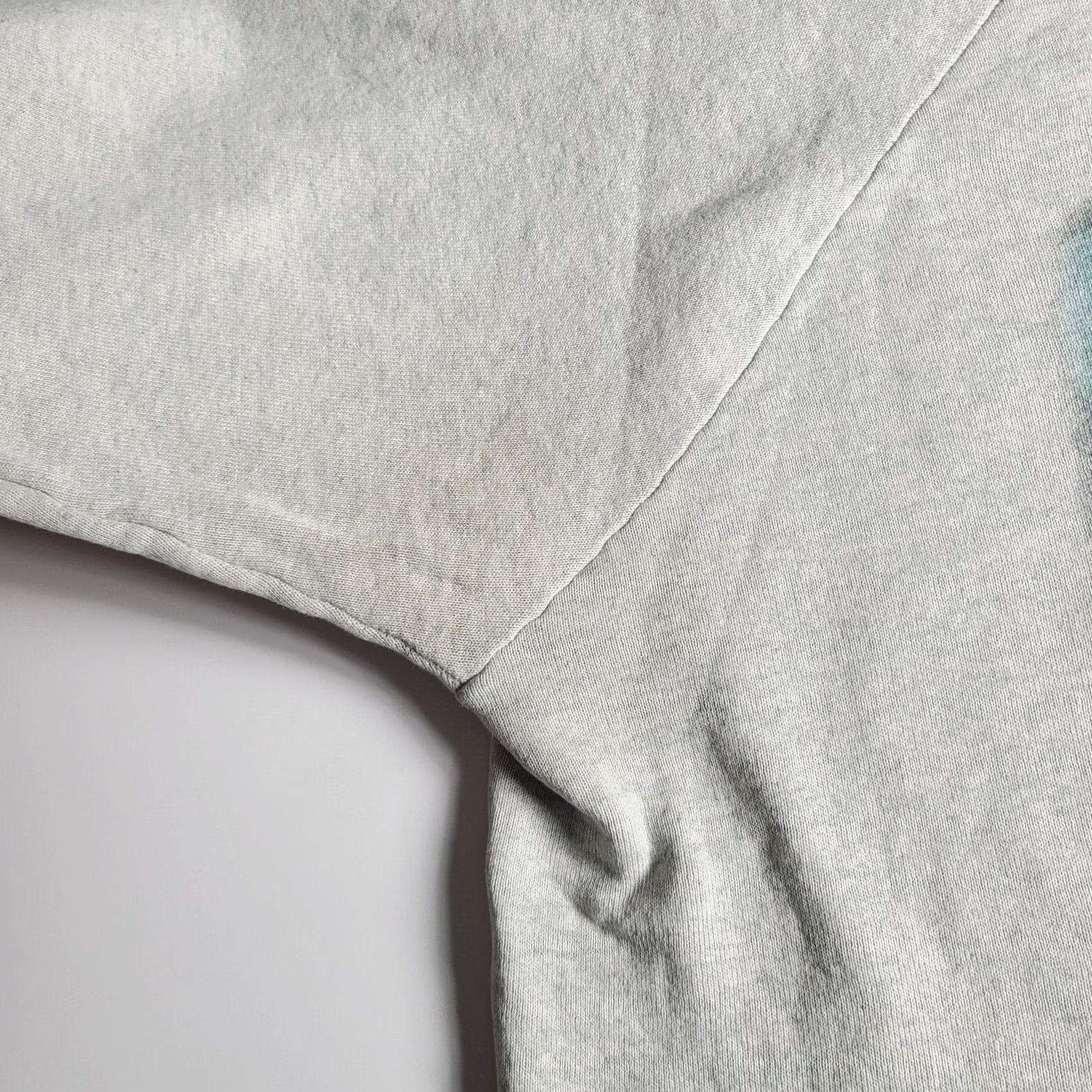 Fruit Of The Loom VINTAGE Fruit Of The Loom Crewneck Sweatshirt Womens XL Jungle Graphic Fade Sweatshirt Women XL Gray Long Sleeve Pullover Casual 90s Safari Mens? Size XL / US 12-14 / IT 48-50 - 4 Thumbnail