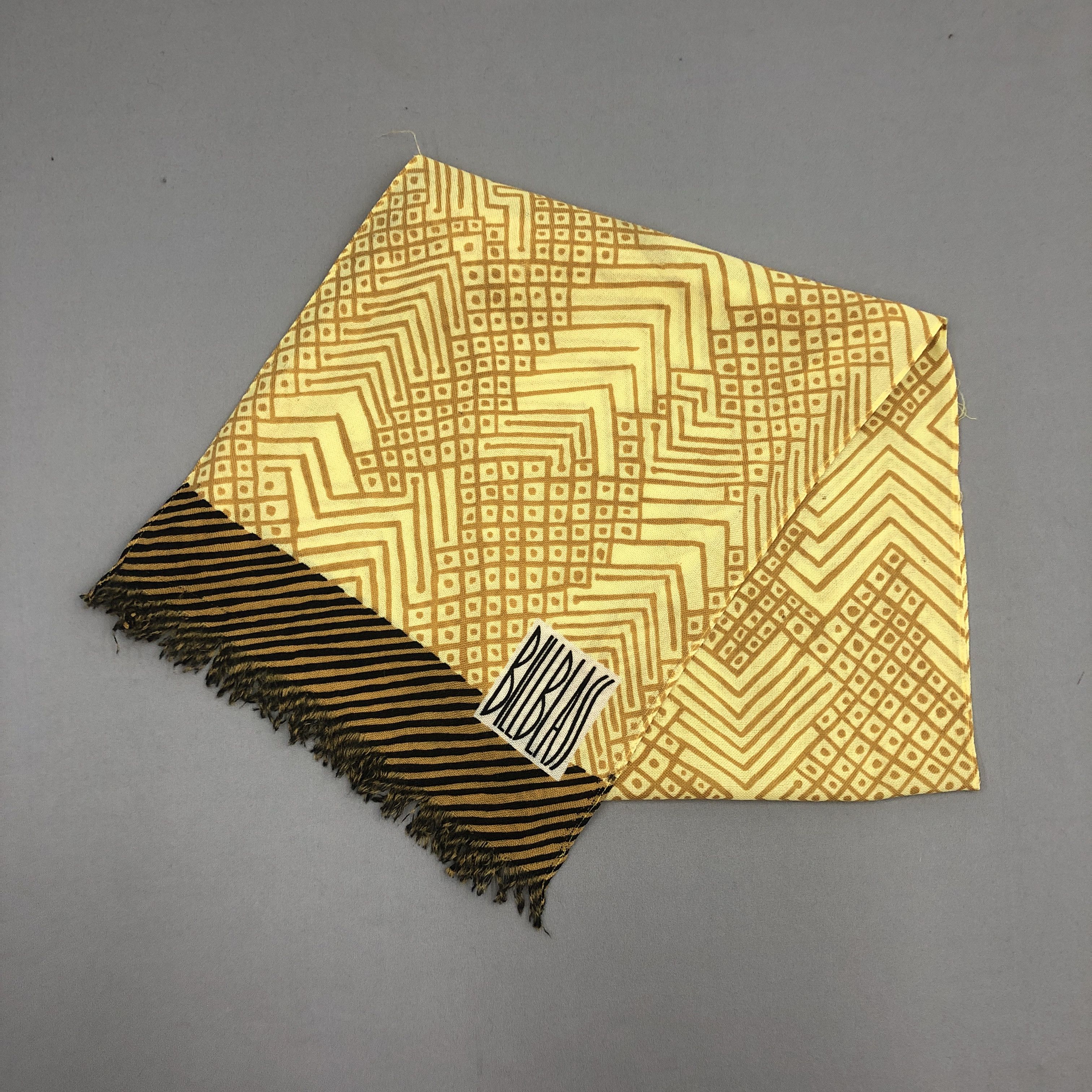 Bill Blass Vintage Bill Blass Shawl Scarf Muffler Wool Cashmere Scarves Size ONE SIZE - 3 Thumbnail