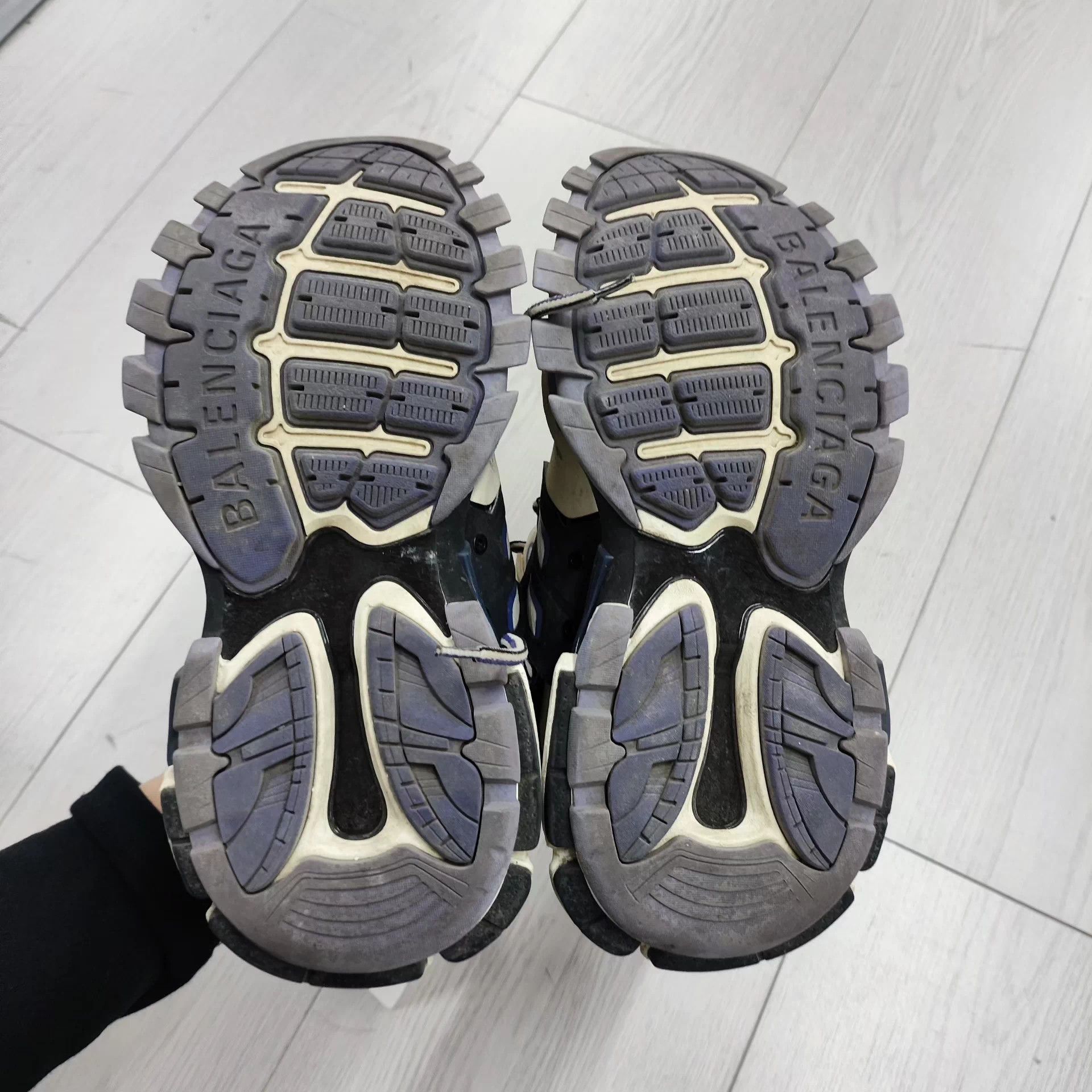 Balenciaga Balenciaga mesh dad shoe EU 37 blue Size US 7 / IT 37 - 2 Thumbnail