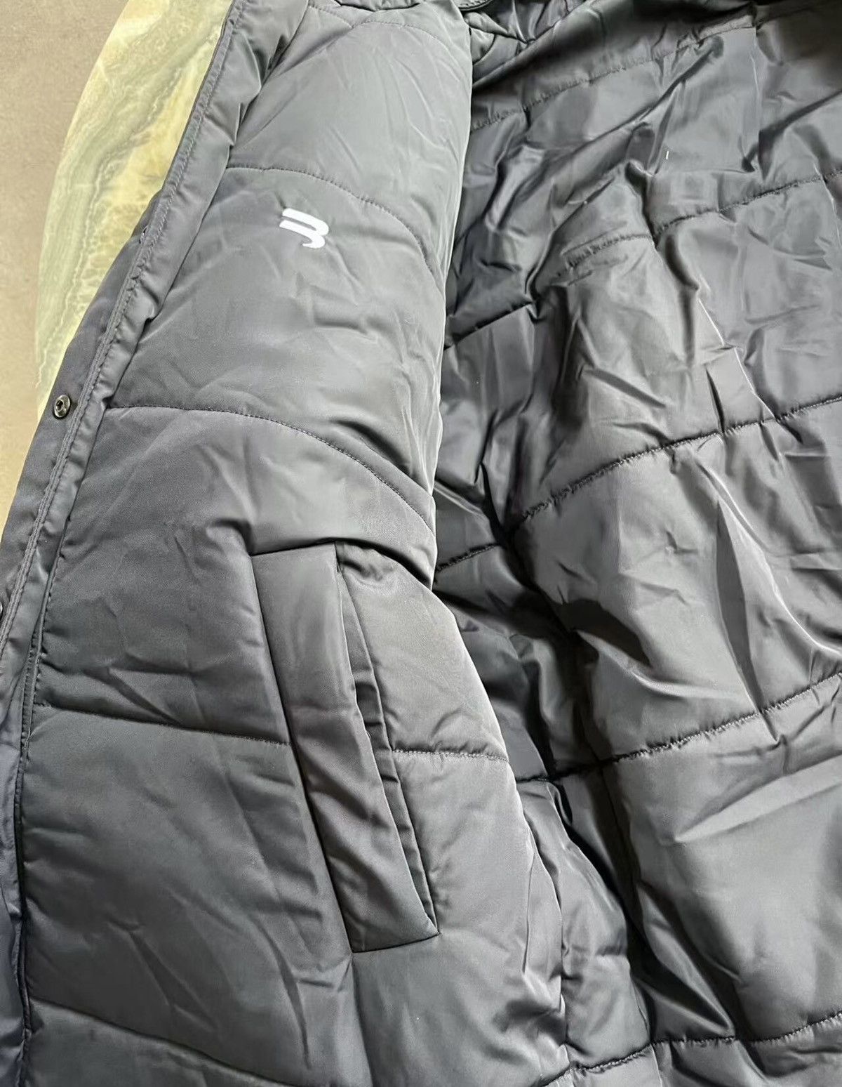 Balenciaga Balenciaga “Tomorrowland” Reversible Down Jacket Size US S / EU 44-46 / 1 - 8 Thumbnail