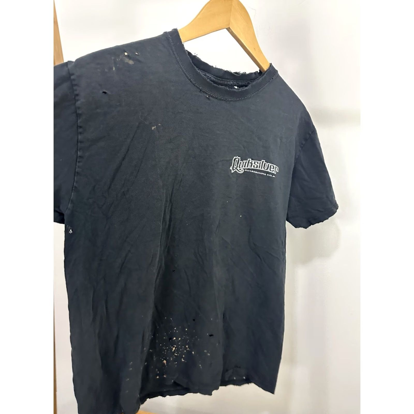 Quiksilver VTG Quiksilver T-Shirt M Black Distressed Faded Worn Short Sleeve Mens Size US M / EU 48-50 / 2 - 4 Thumbnail